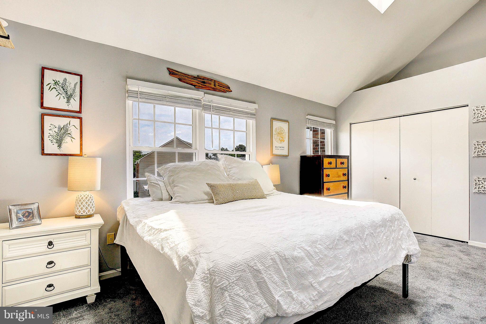 STONEY BEACH - Residential