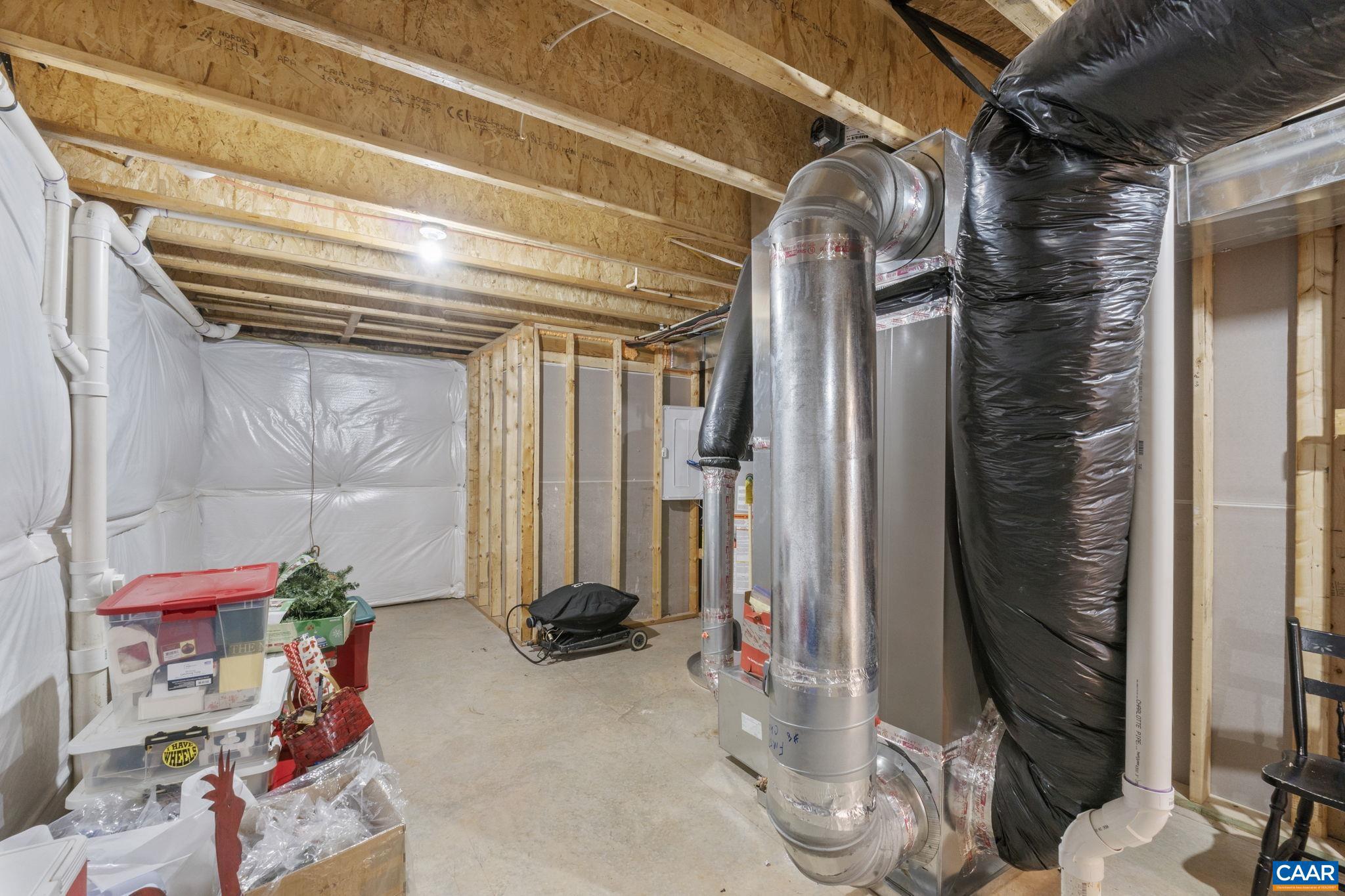 SPRING CREEK - Residential