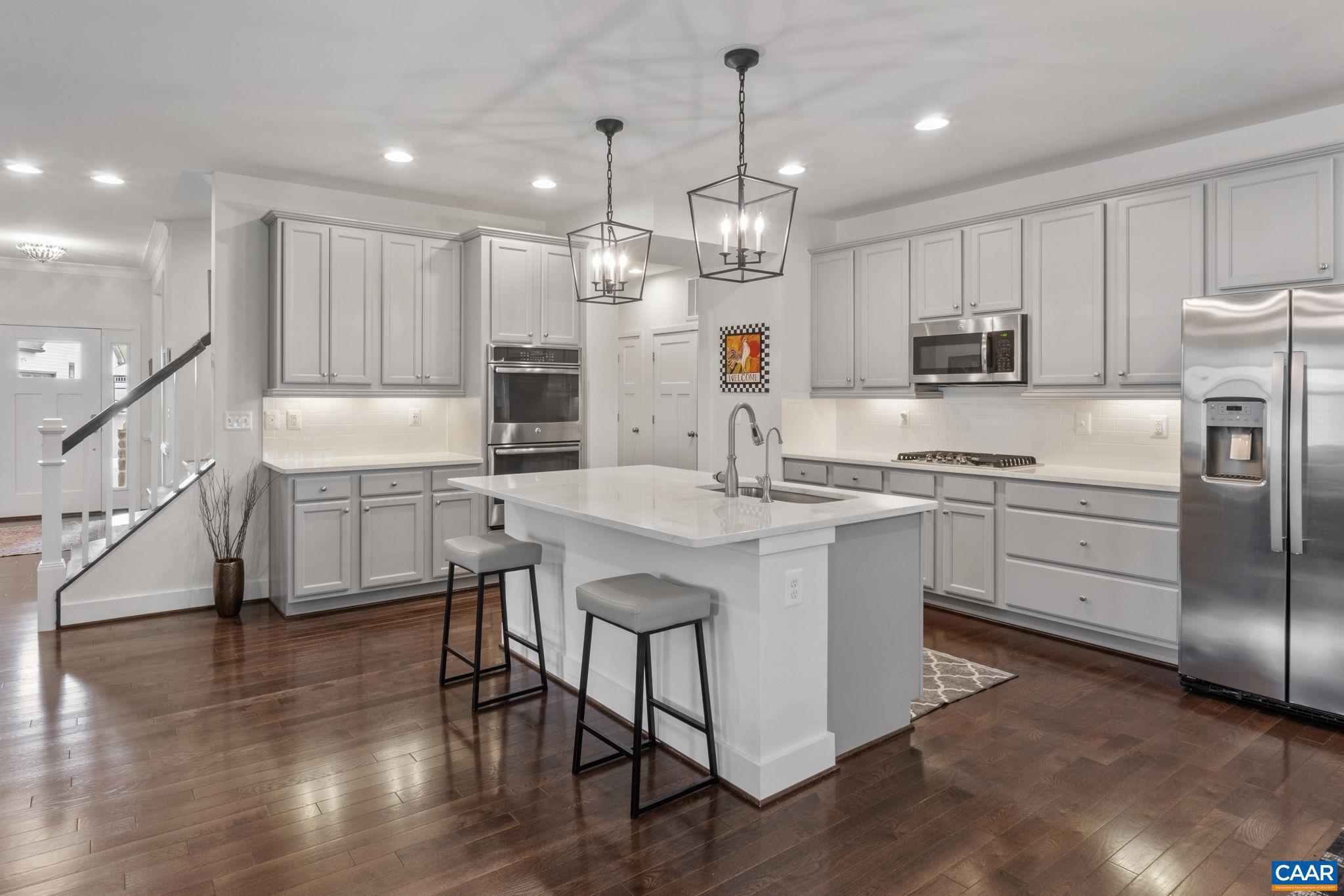 SPRING CREEK - Residential