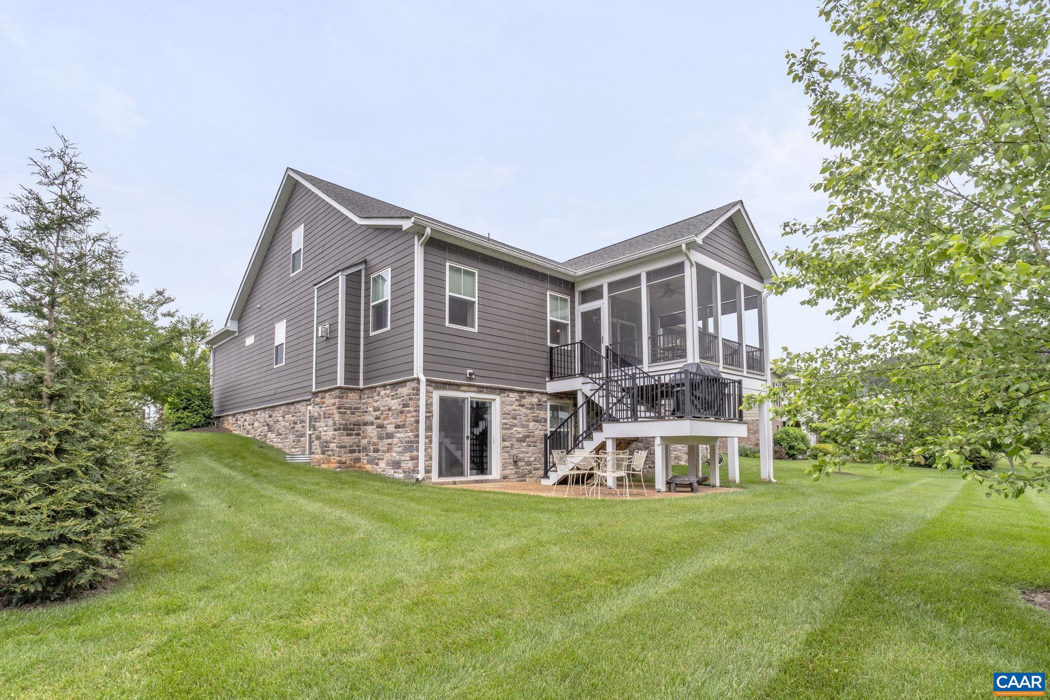 SPRING CREEK - Residential