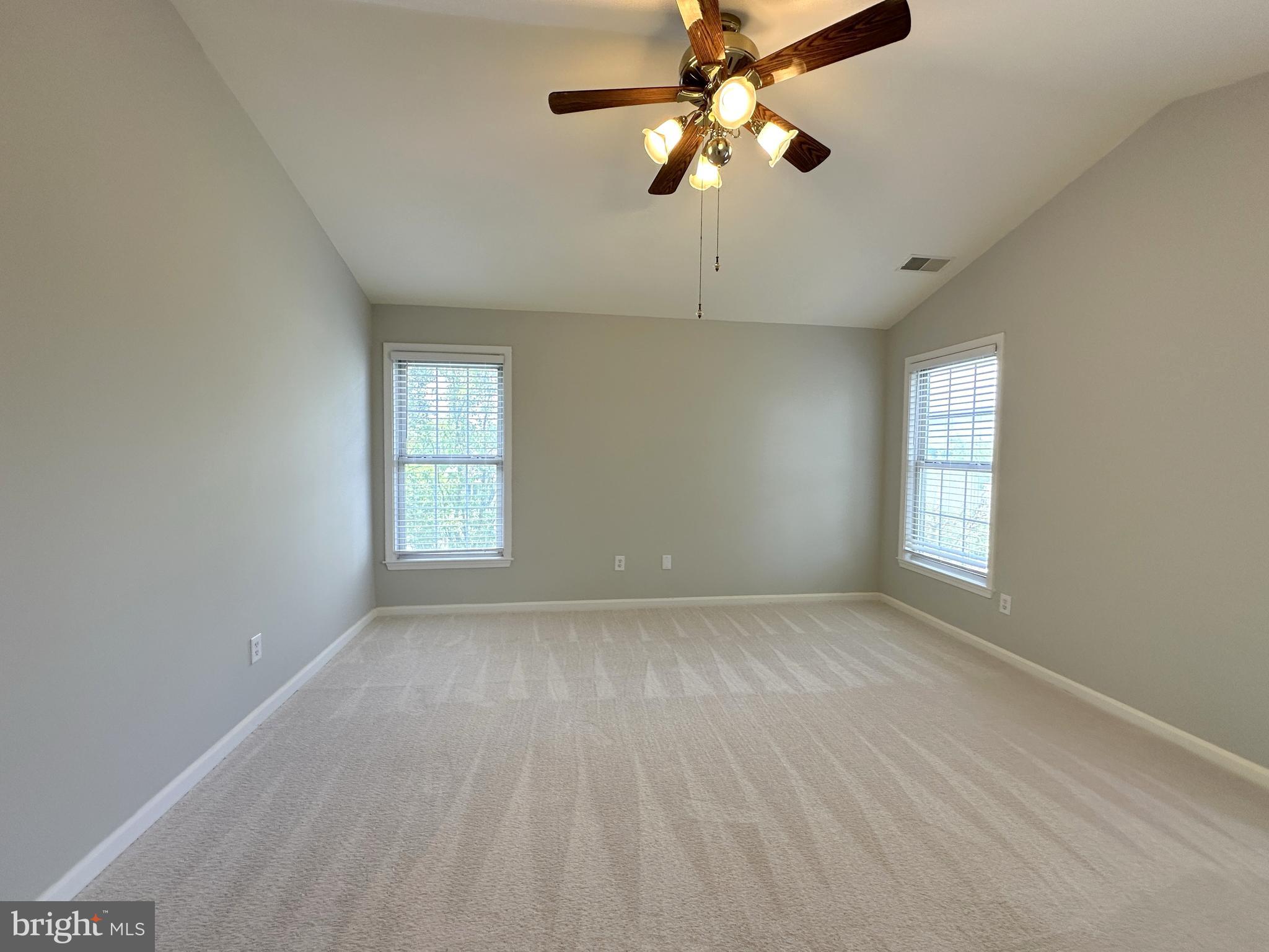 POTOMAC LAKES - Residential Lease