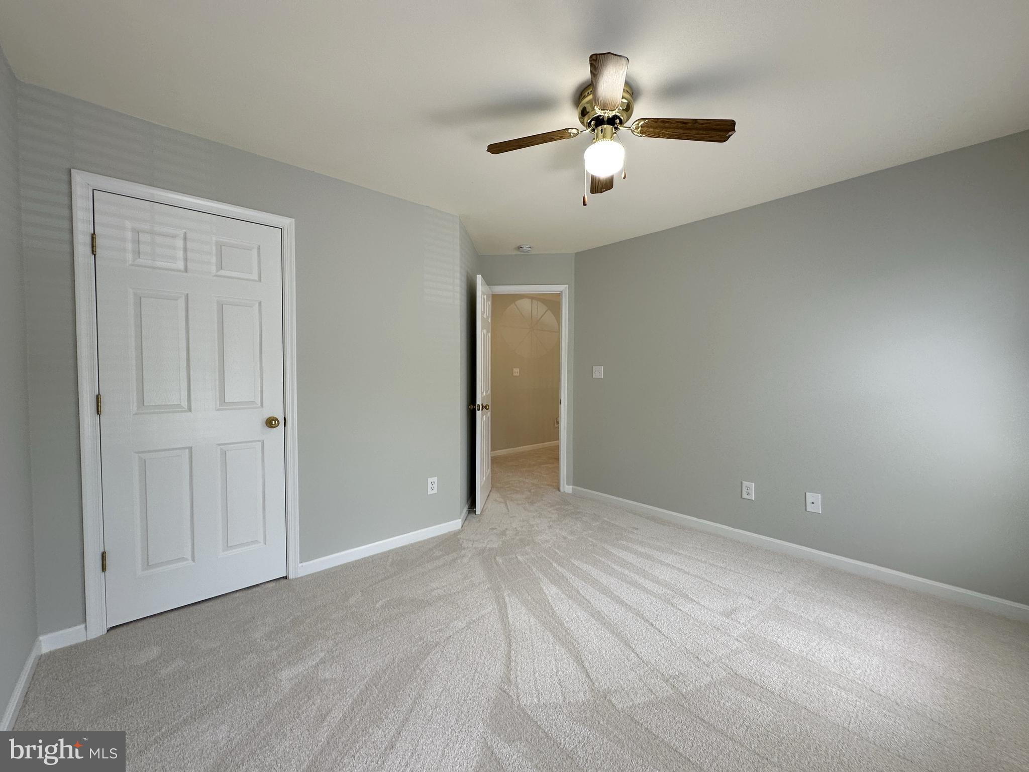 POTOMAC LAKES - Residential Lease