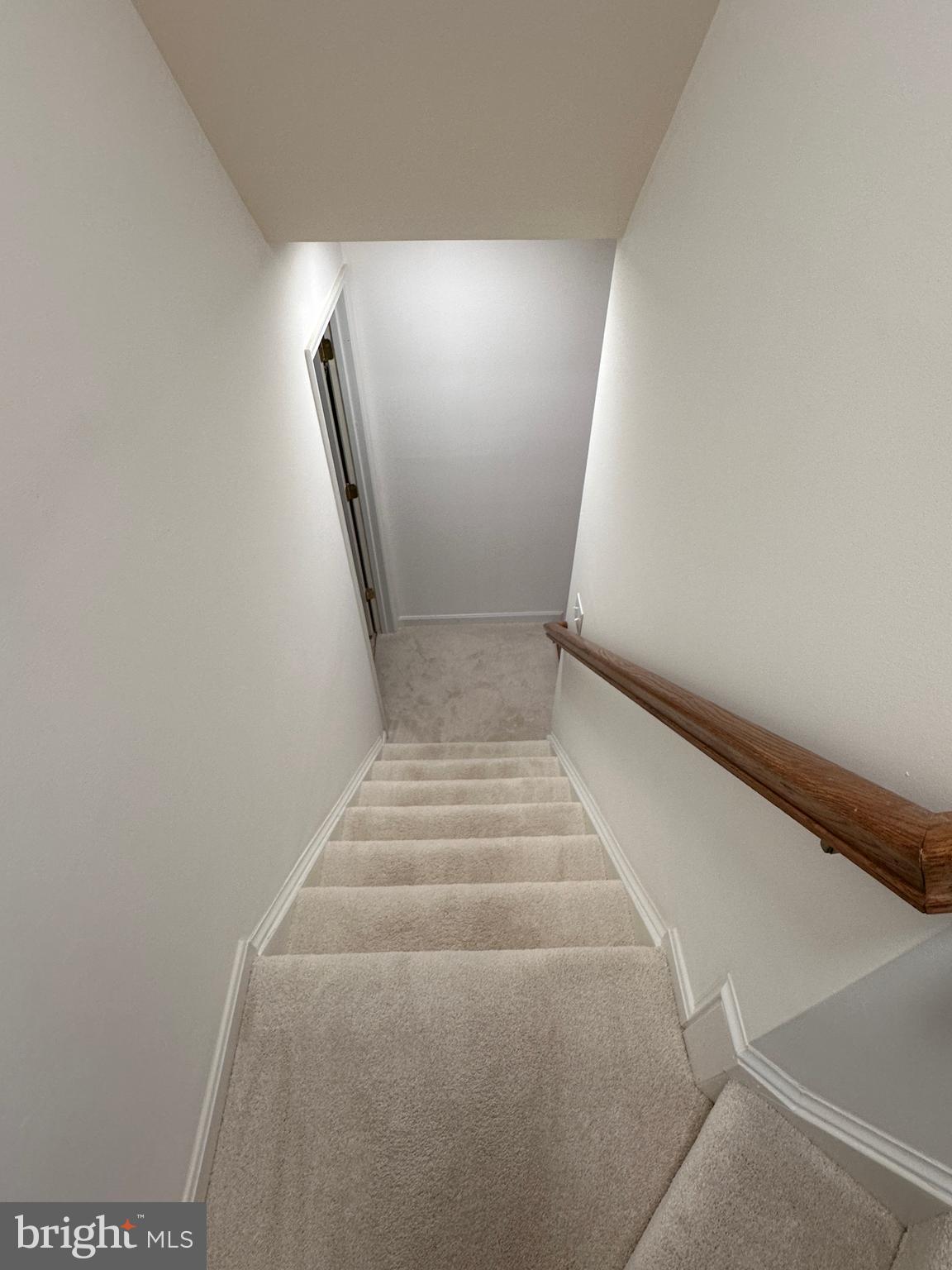 POTOMAC LAKES - Residential Lease