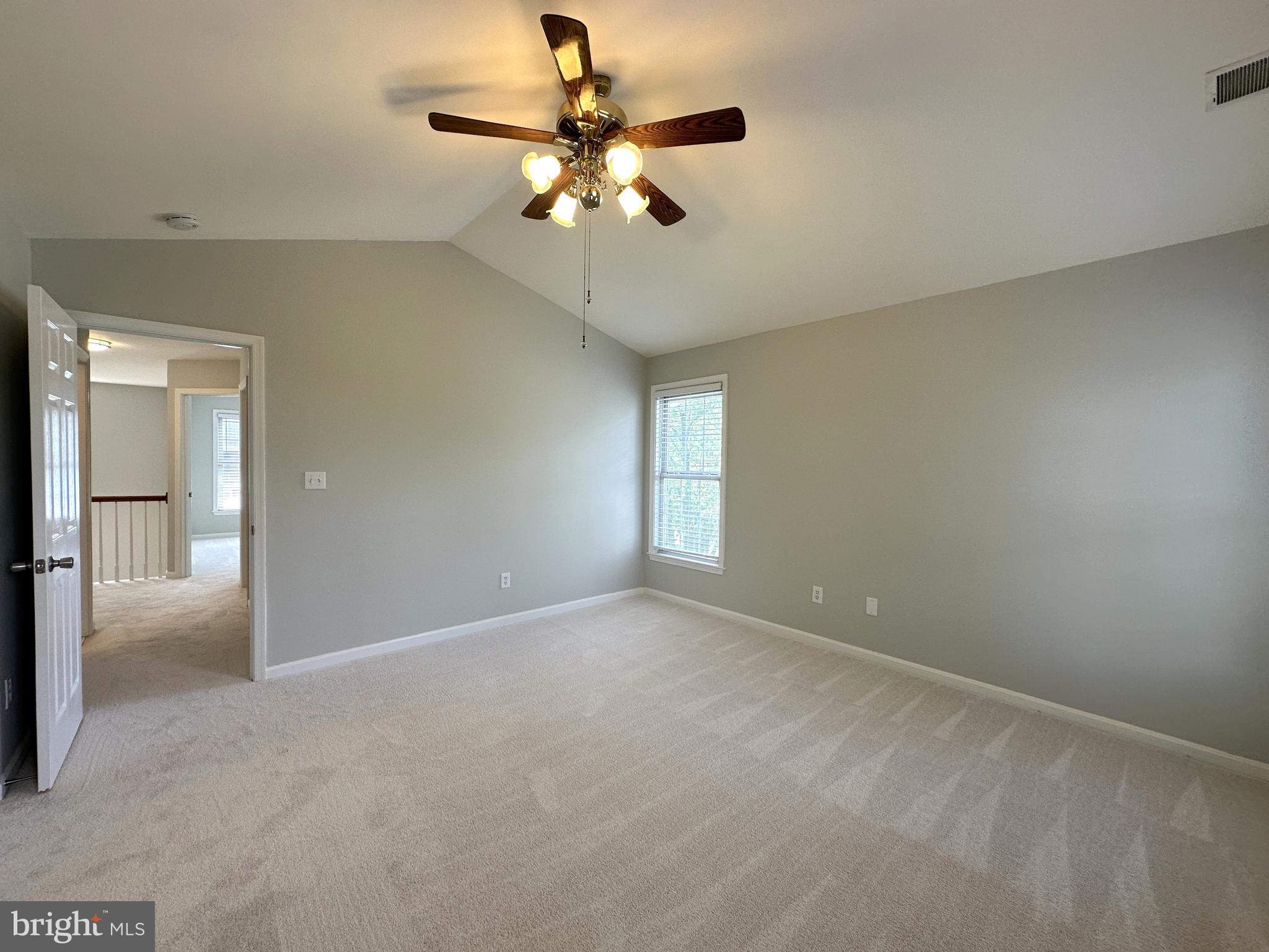 POTOMAC LAKES - Residential Lease