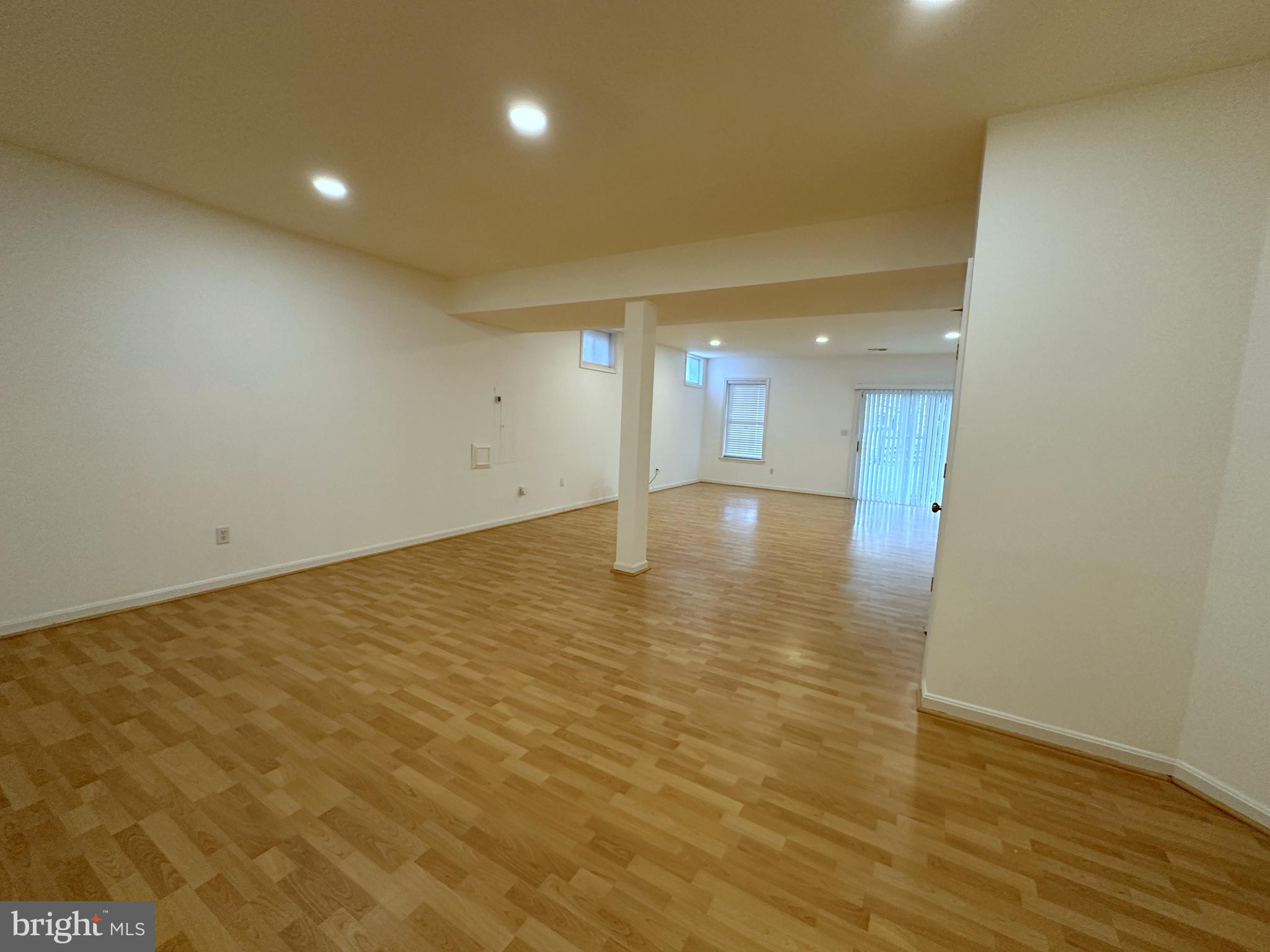 POTOMAC LAKES - Residential Lease