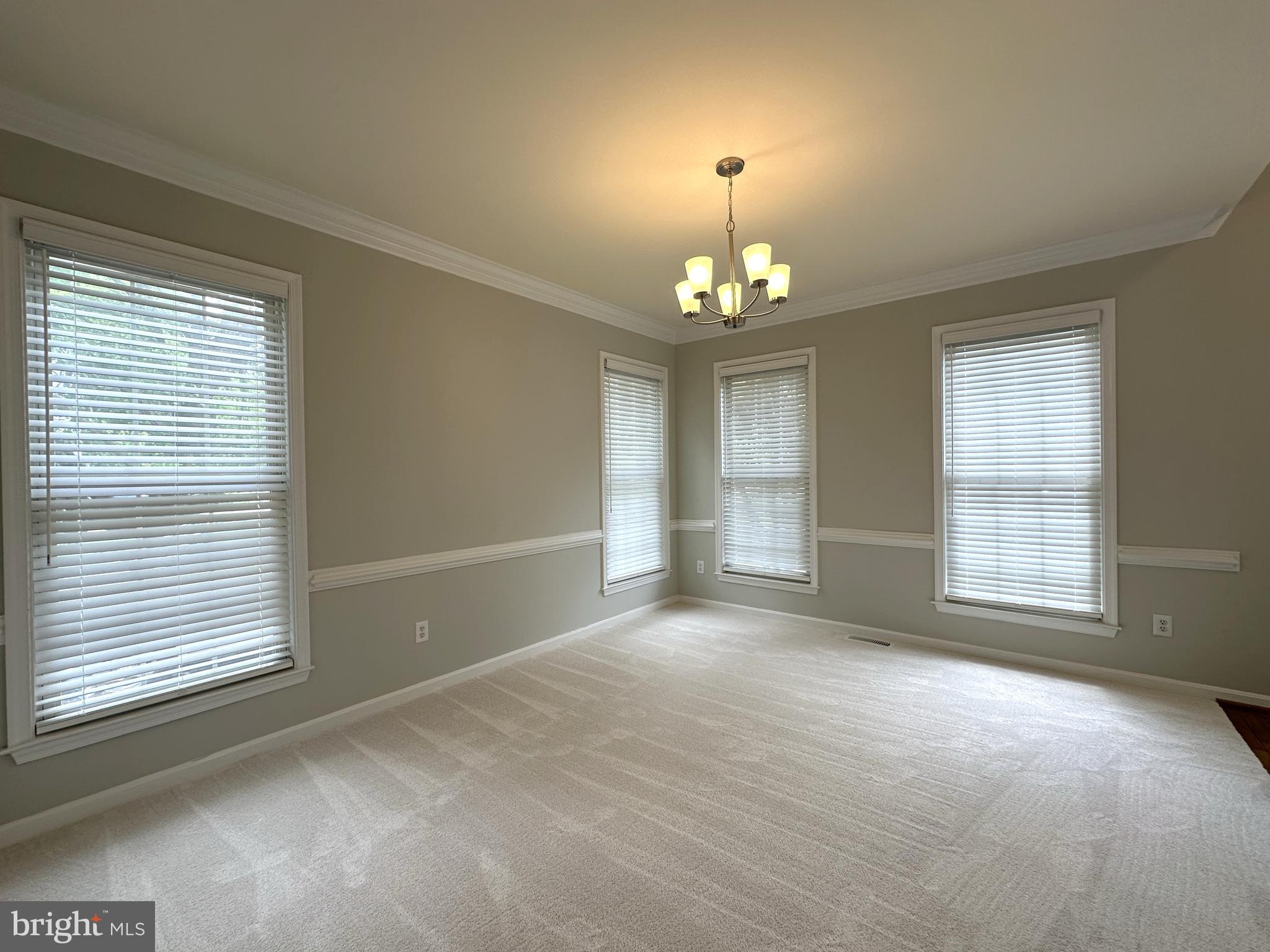 POTOMAC LAKES - Residential Lease