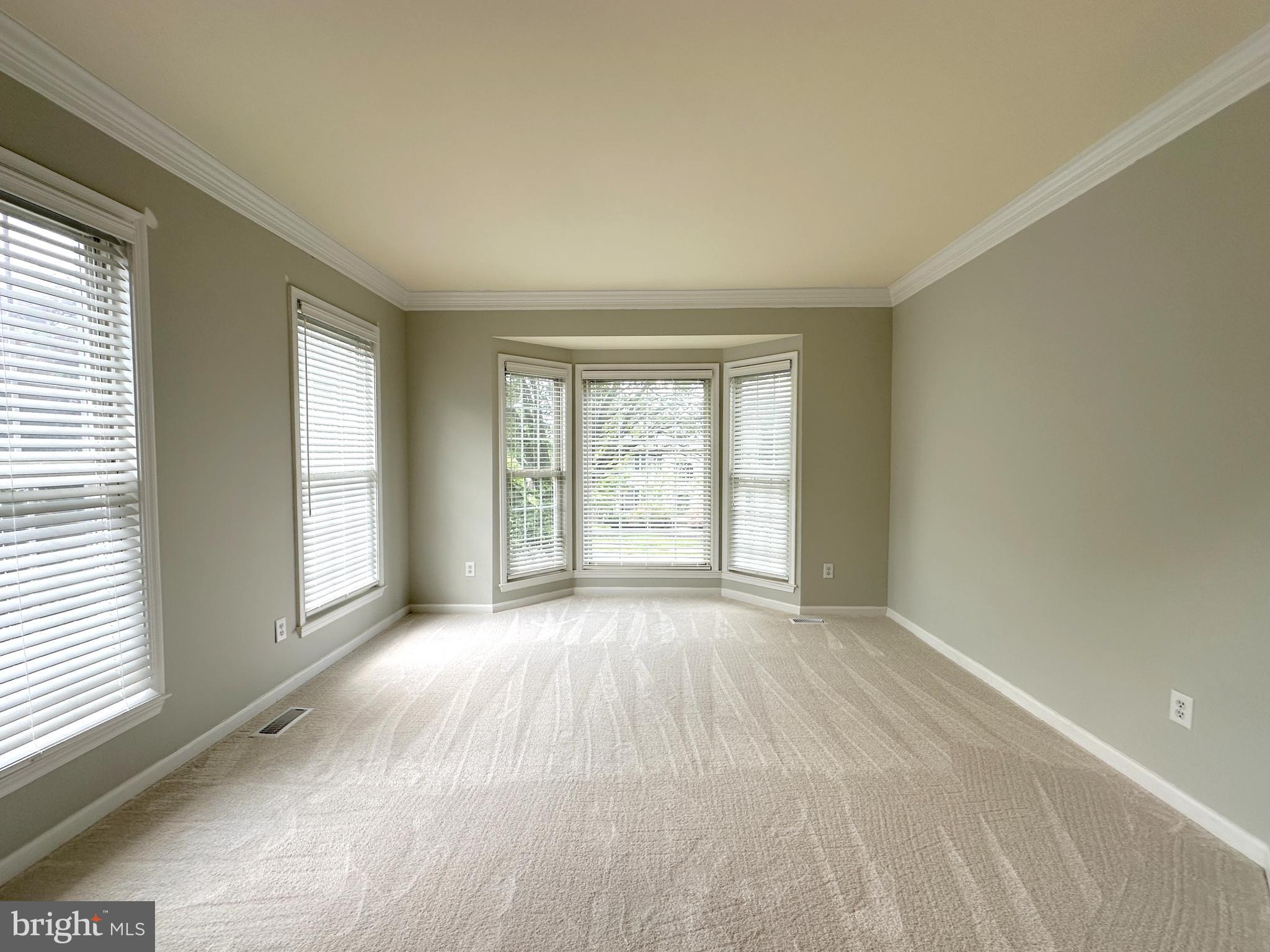 POTOMAC LAKES - Residential Lease