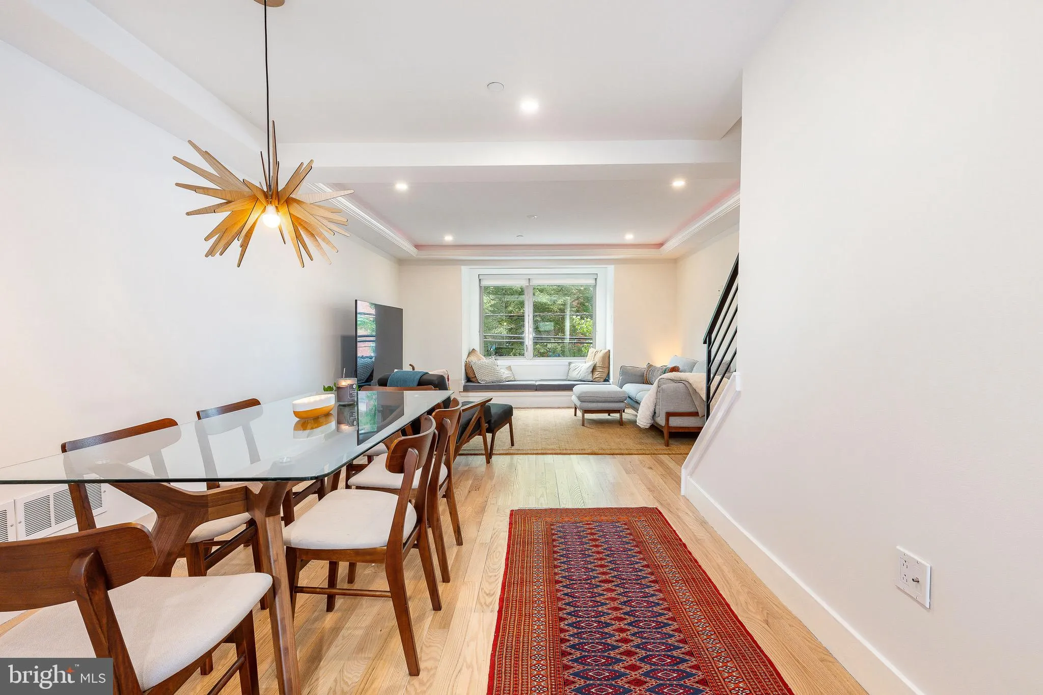 Philadelphia, Pennsylvania 19147, United States, 4 Bedrooms Bedrooms, ,6 BathroomsBathrooms,Residential,Contingent,133272