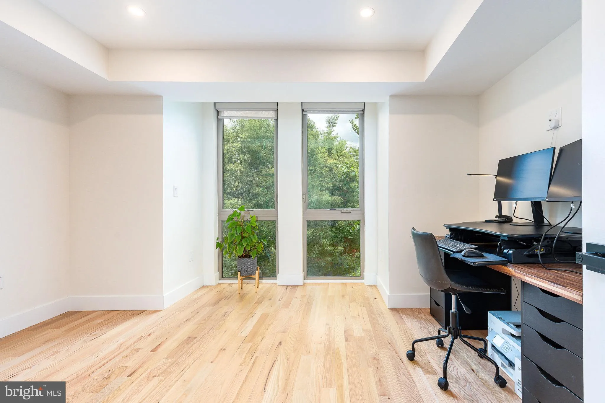 Philadelphia, Pennsylvania 19147, United States, 4 Bedrooms Bedrooms, ,6 BathroomsBathrooms,Residential,Contingent,133272