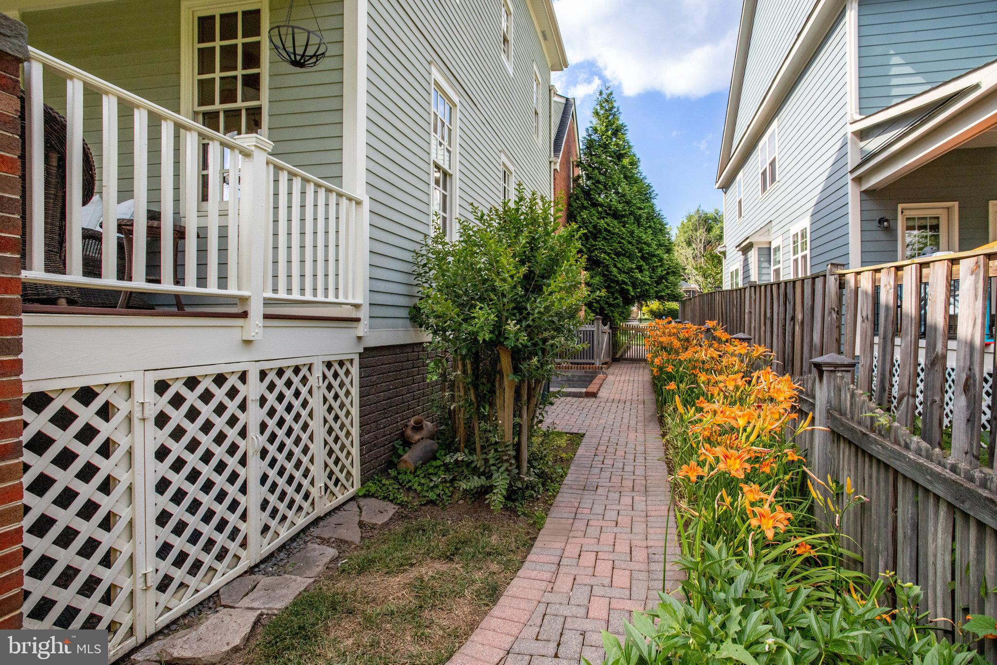 CHERRYDALE - Residential