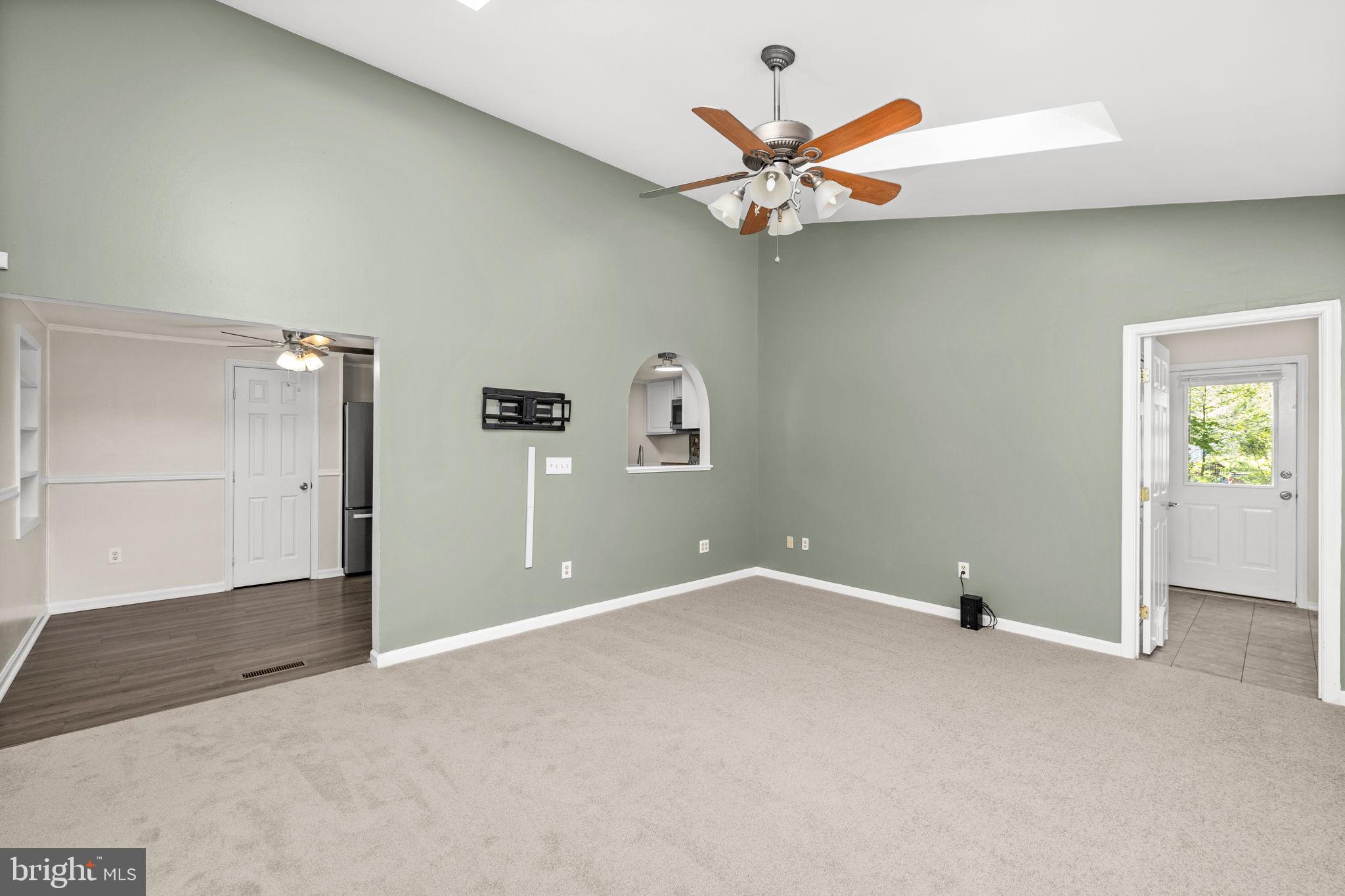 INDIANTOWN - Residential