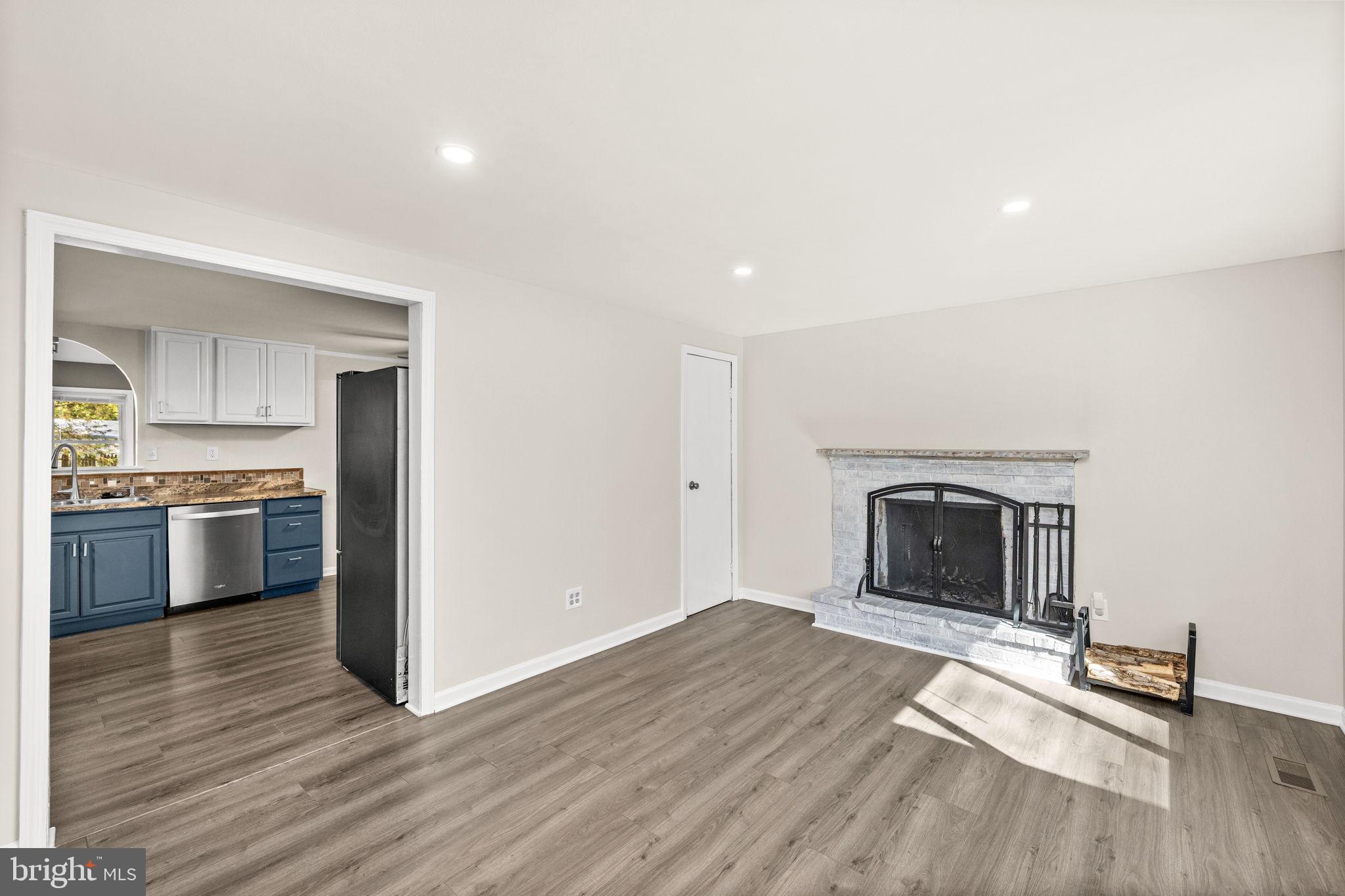 INDIANTOWN - Residential