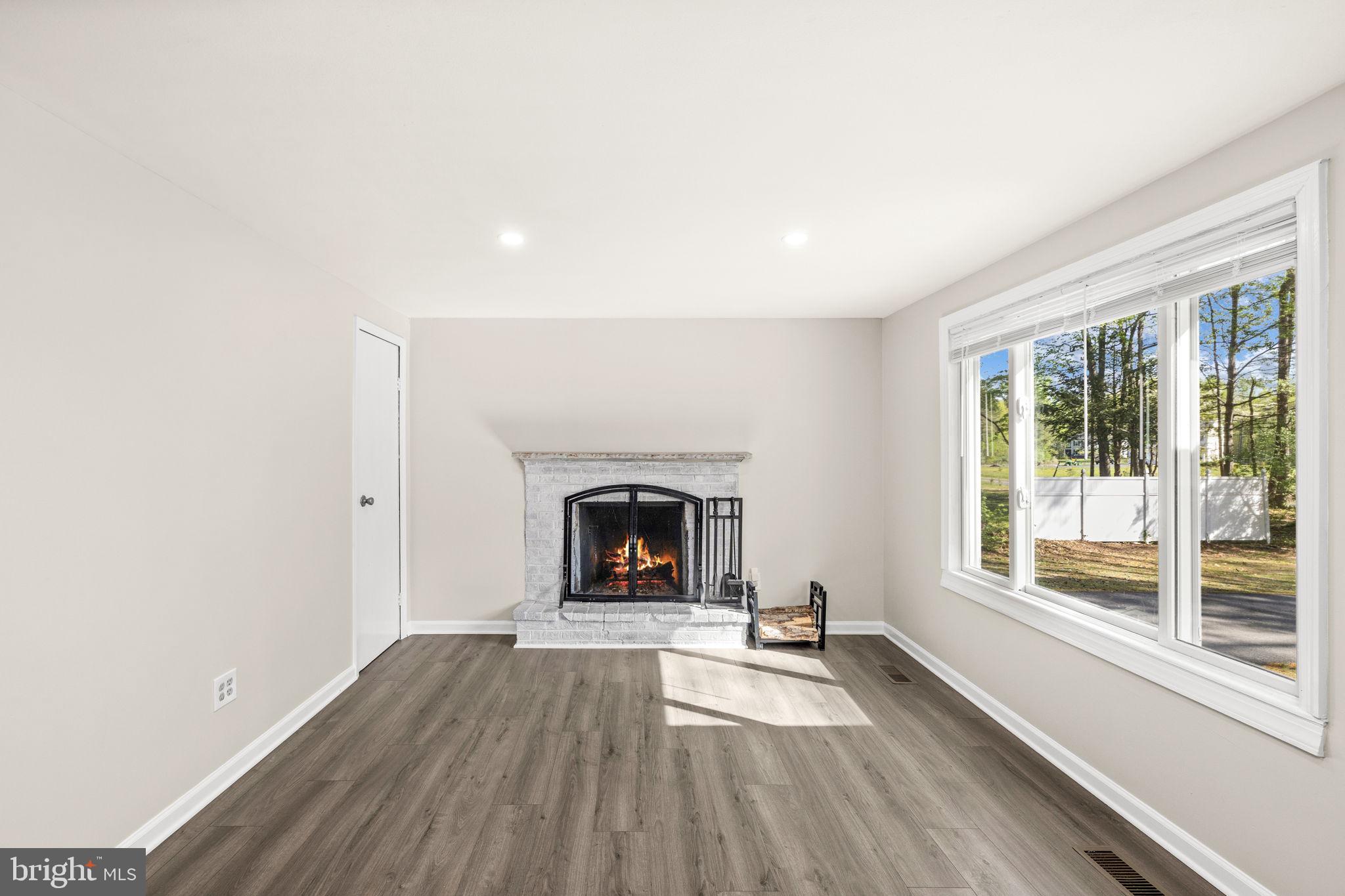 INDIANTOWN - Residential