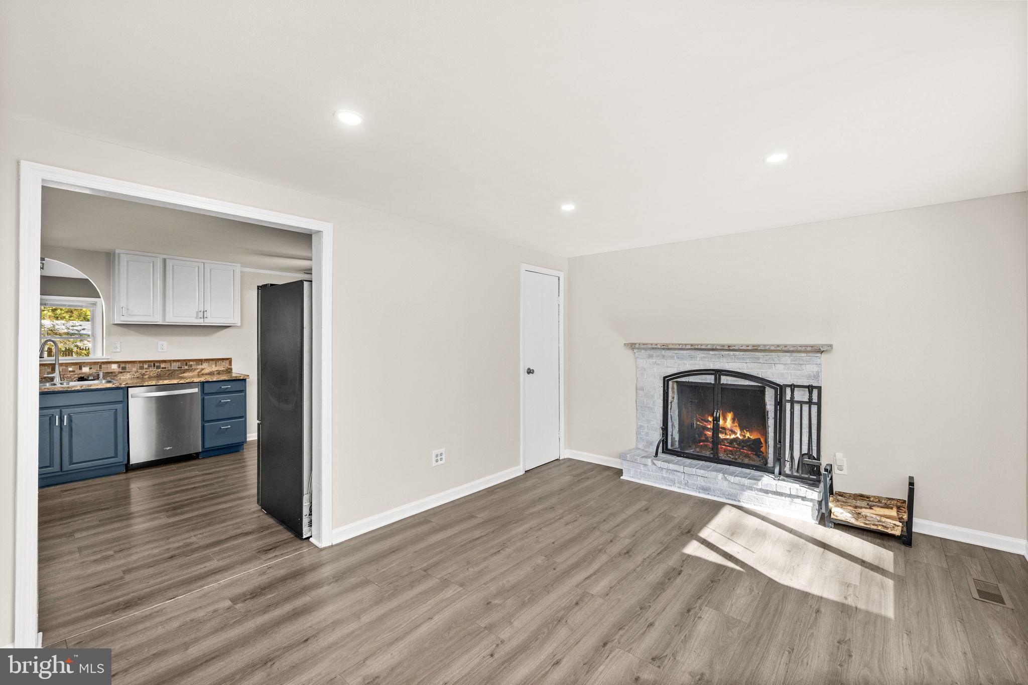 INDIANTOWN - Residential