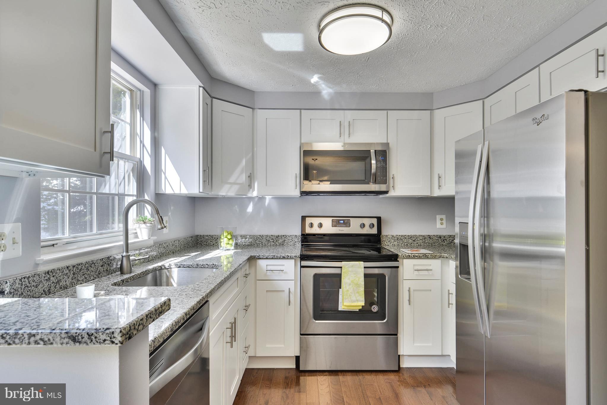 RESTON - Residential