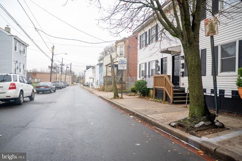 Photo of 45 Middle Rose Street #J, TRENTON, NJ 08618 (MLS # NJME2070384)