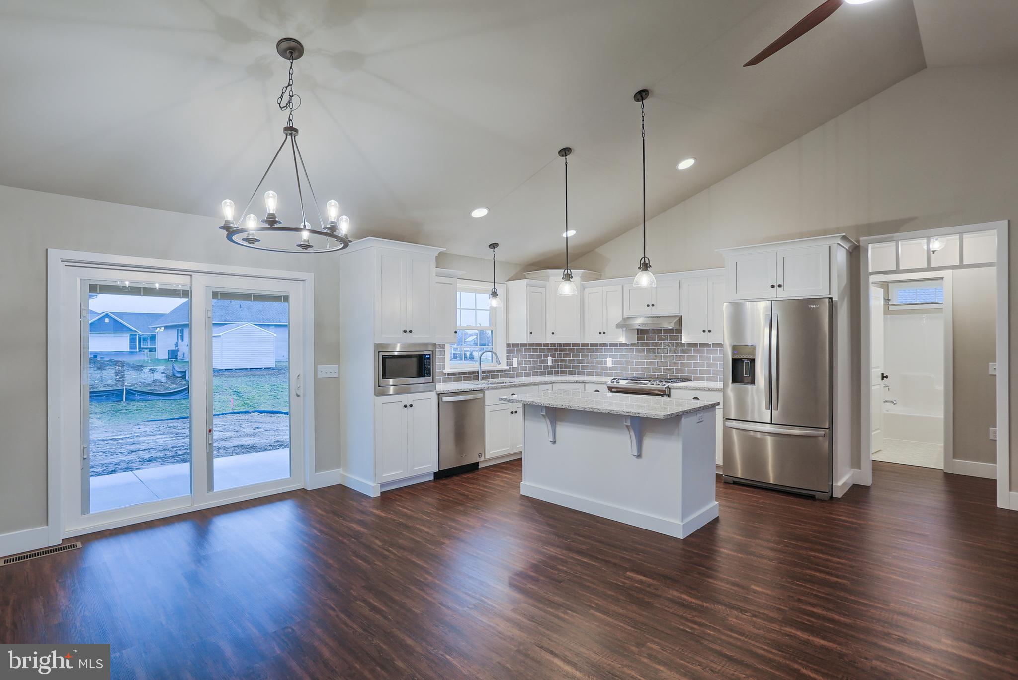 THE ESTATES AT HEARTHSIDE - Residential