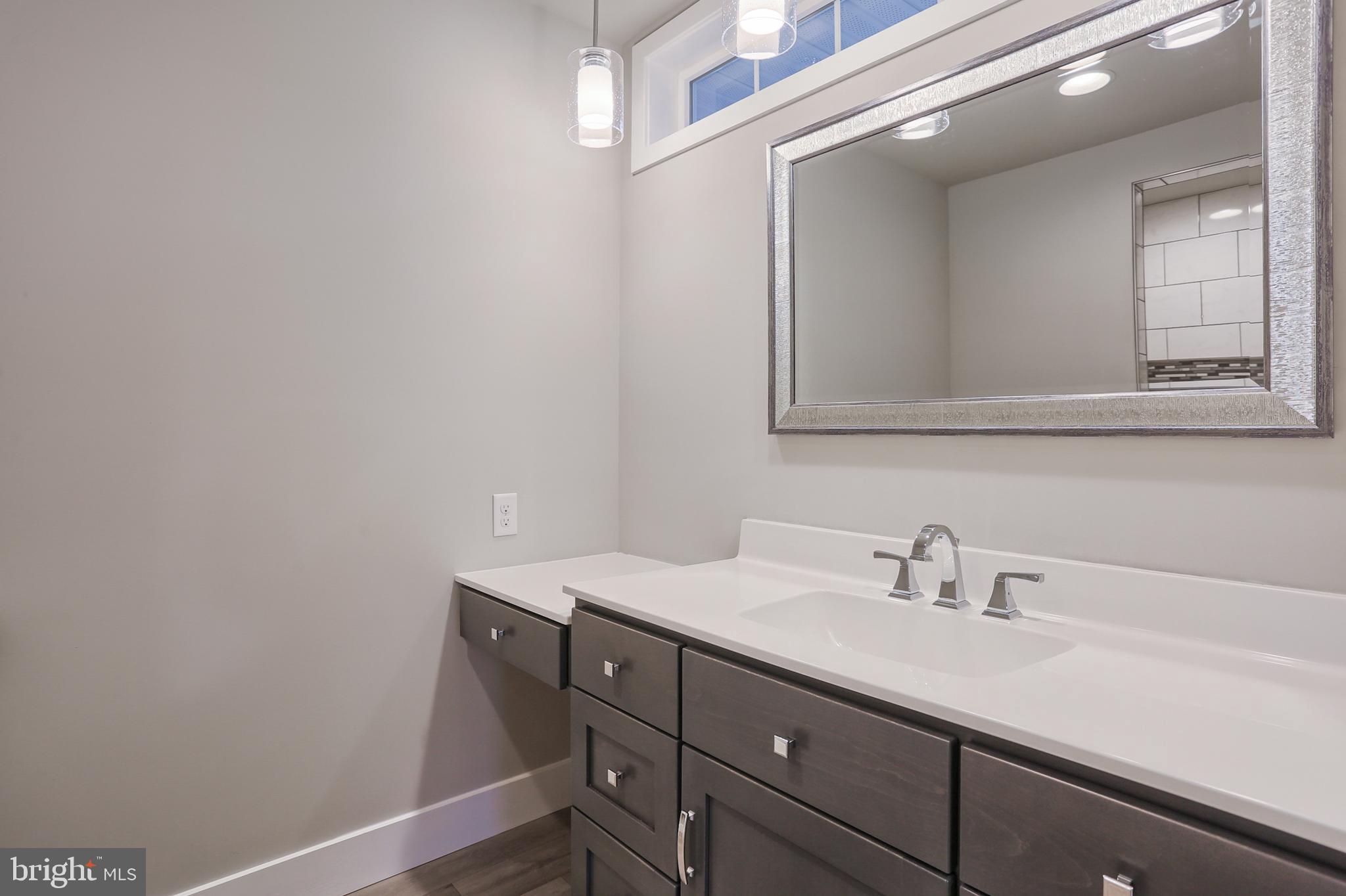 THE ESTATES AT HEARTHSIDE - Residential