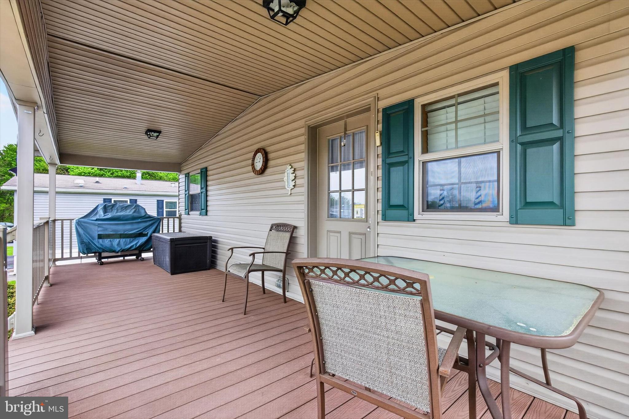 GOLDENVILLE ESTATES - Residential