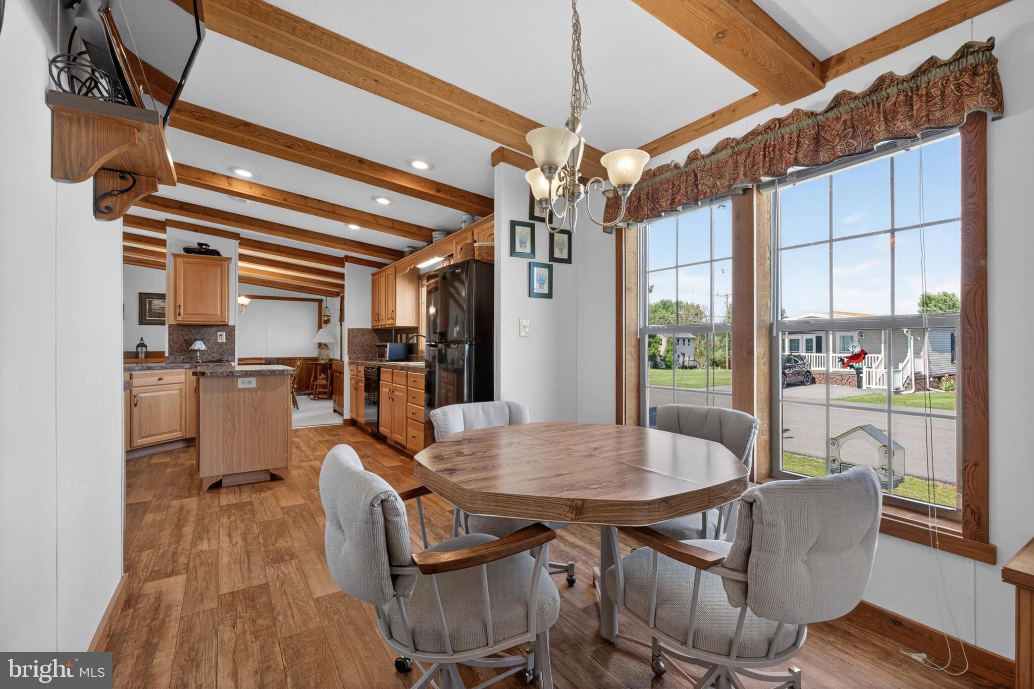 GOLDENVILLE ESTATES - Residential