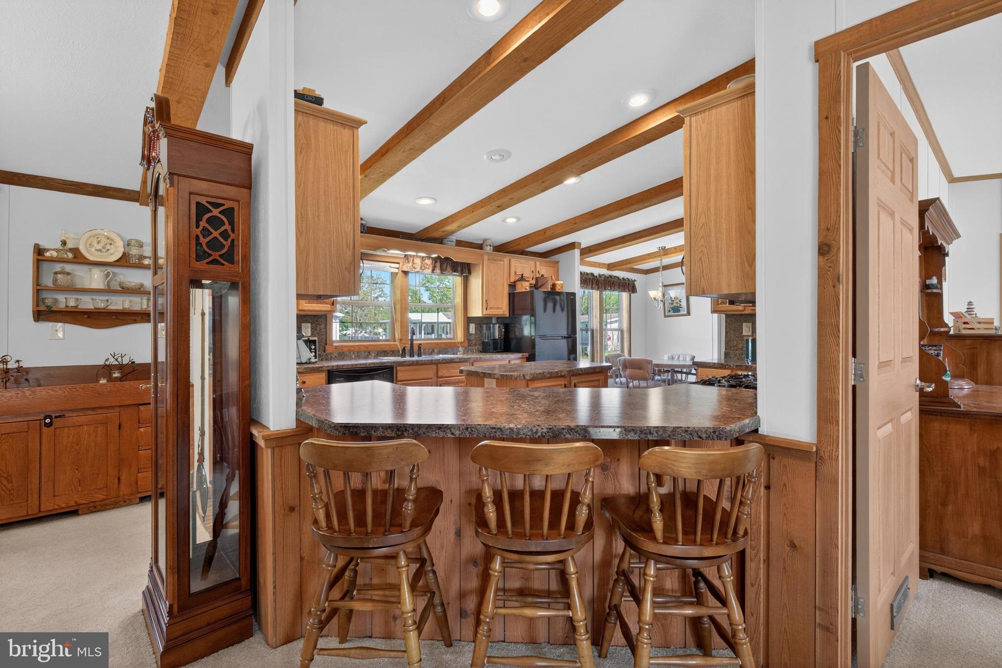 GOLDENVILLE ESTATES - Residential