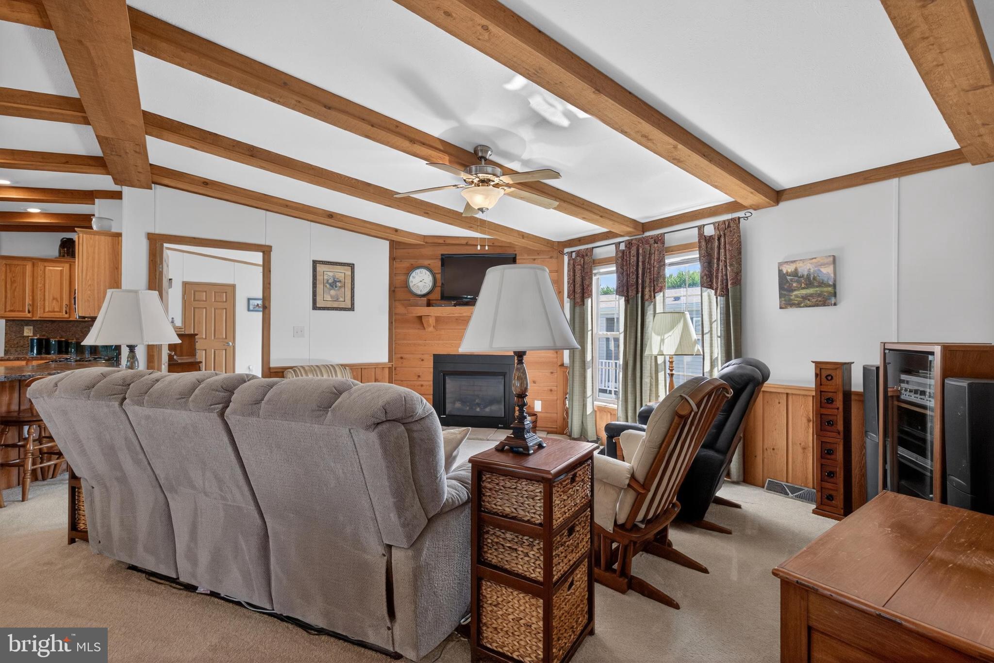GOLDENVILLE ESTATES - Residential