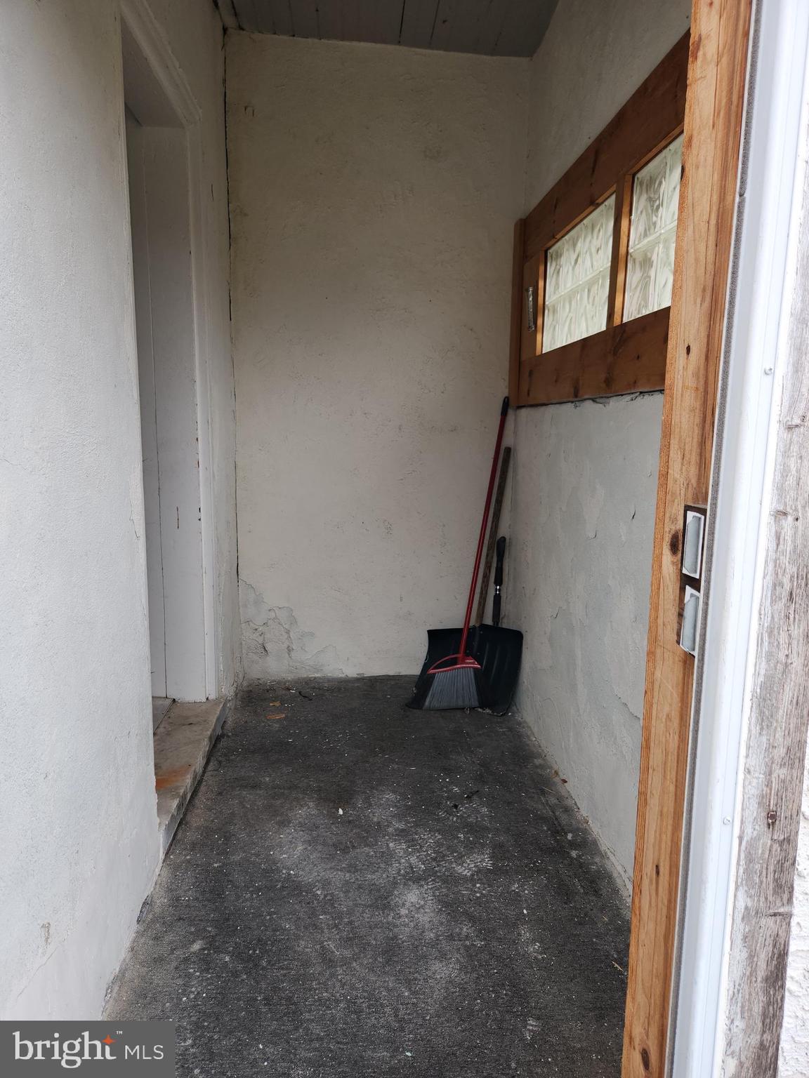 MANAYUNK - Residential Lease