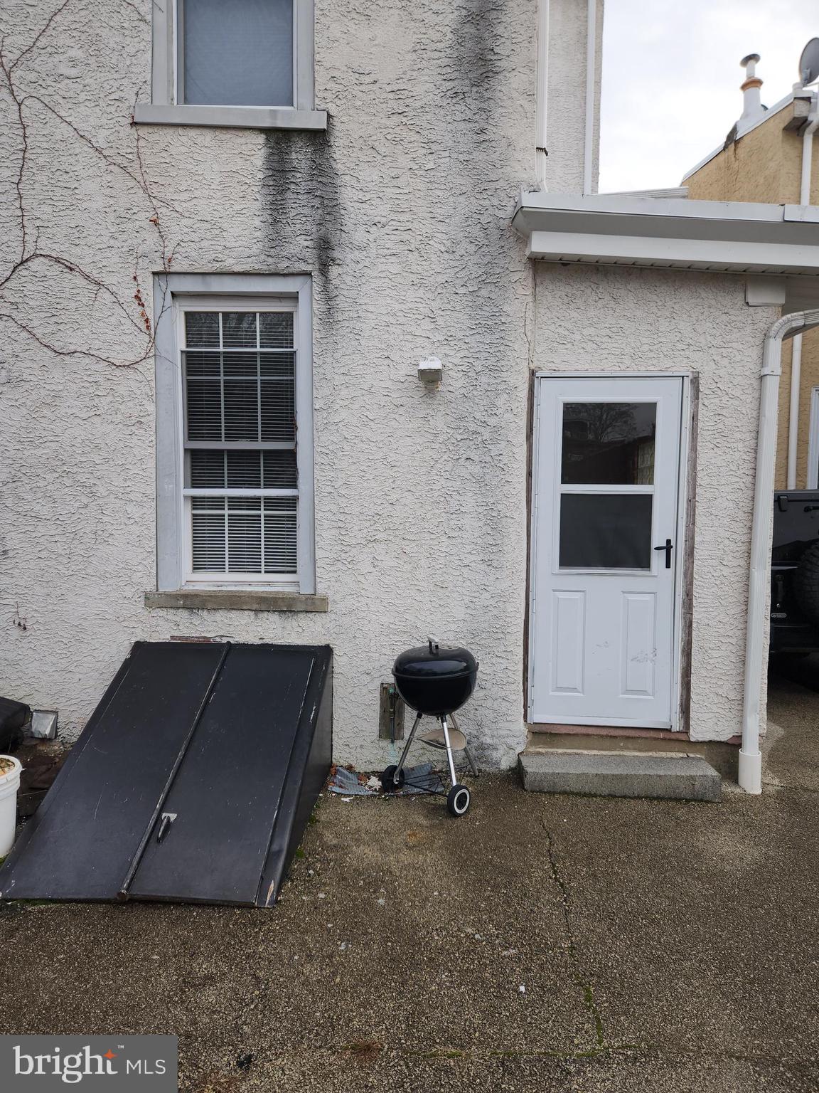 MANAYUNK - Residential Lease