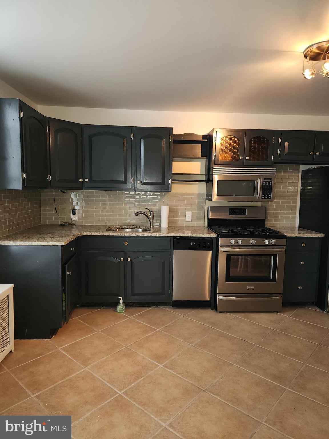 MANAYUNK - Residential Lease
