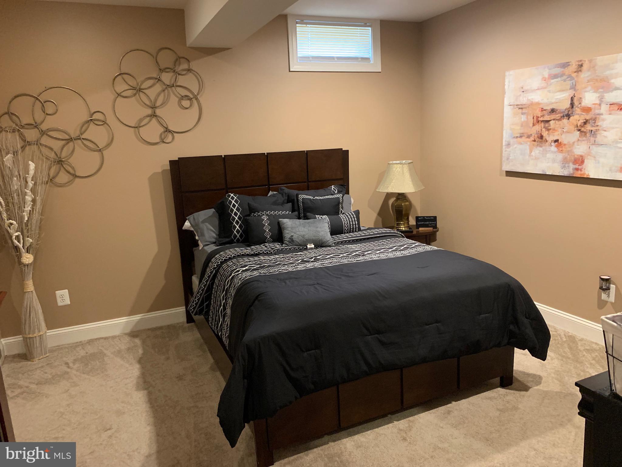 COLLINGBROOK - Residential