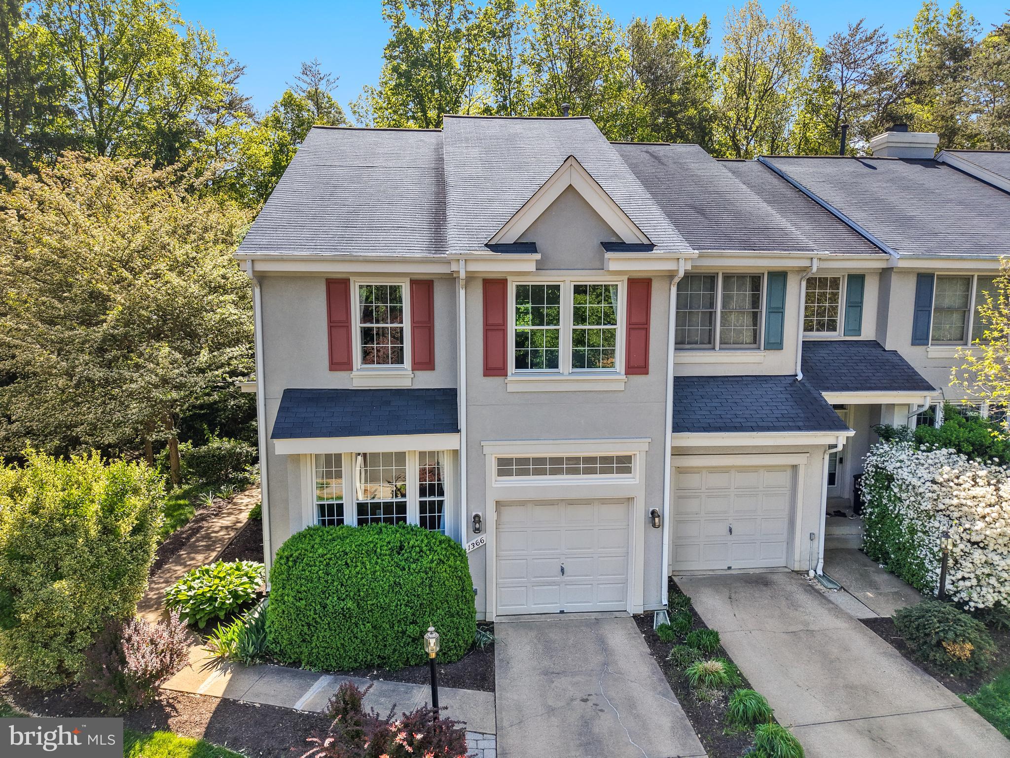 1366 PARK GARDEN LANE