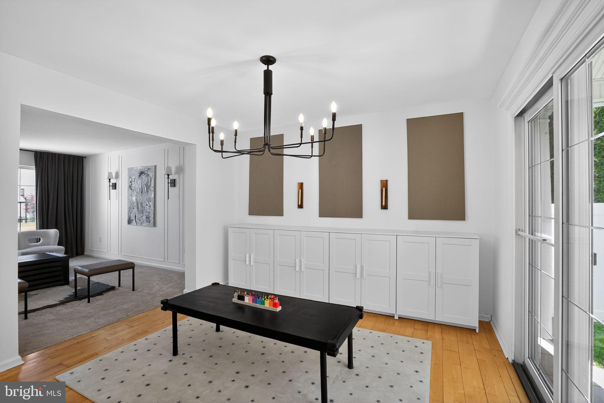 BUCKINGHAM SQ - Residential