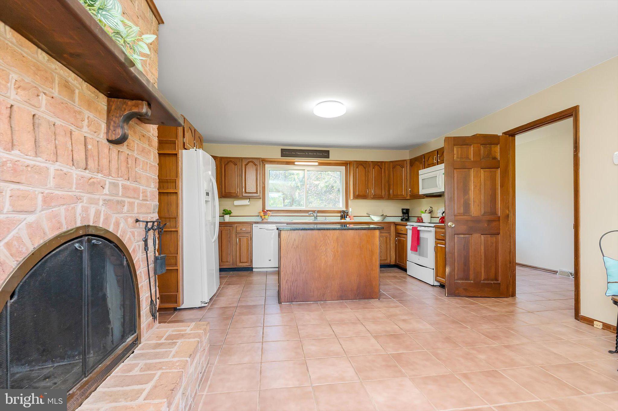 WILLOWDALE - Residential