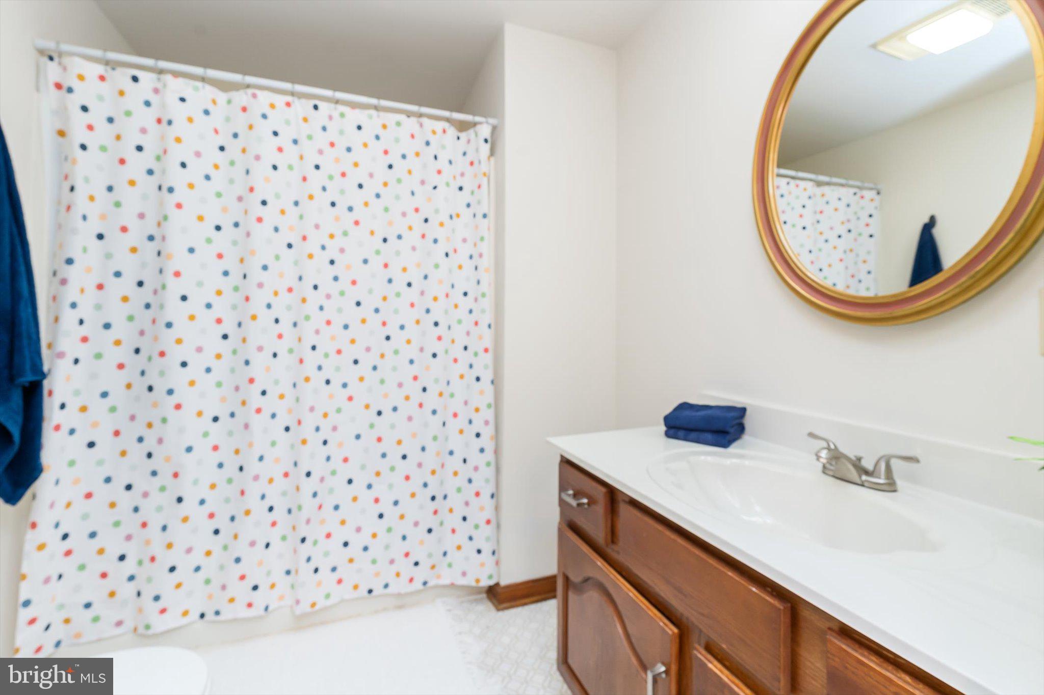 WILLOWDALE - Residential