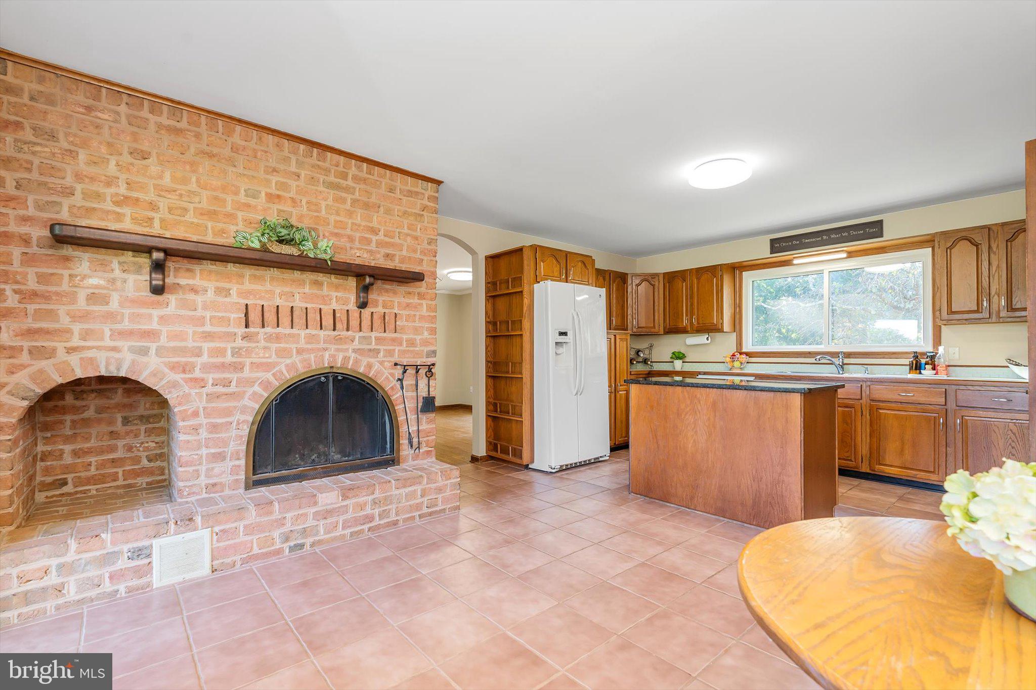 WILLOWDALE - Residential