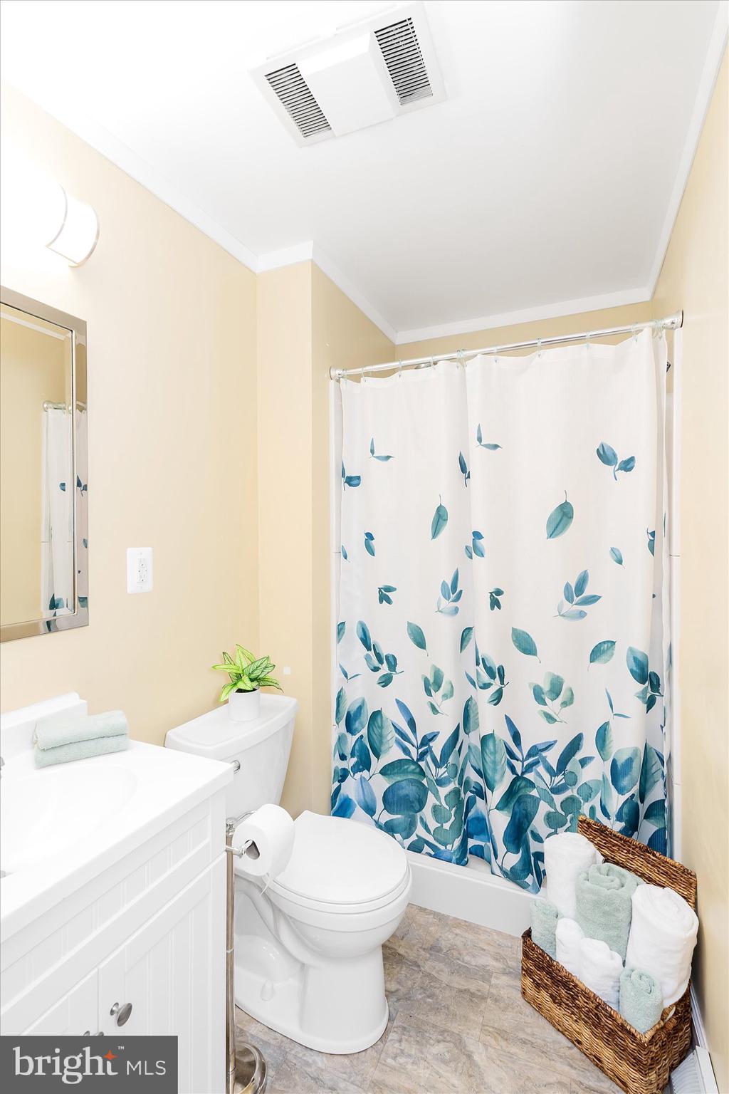 WILLOWDALE - Residential