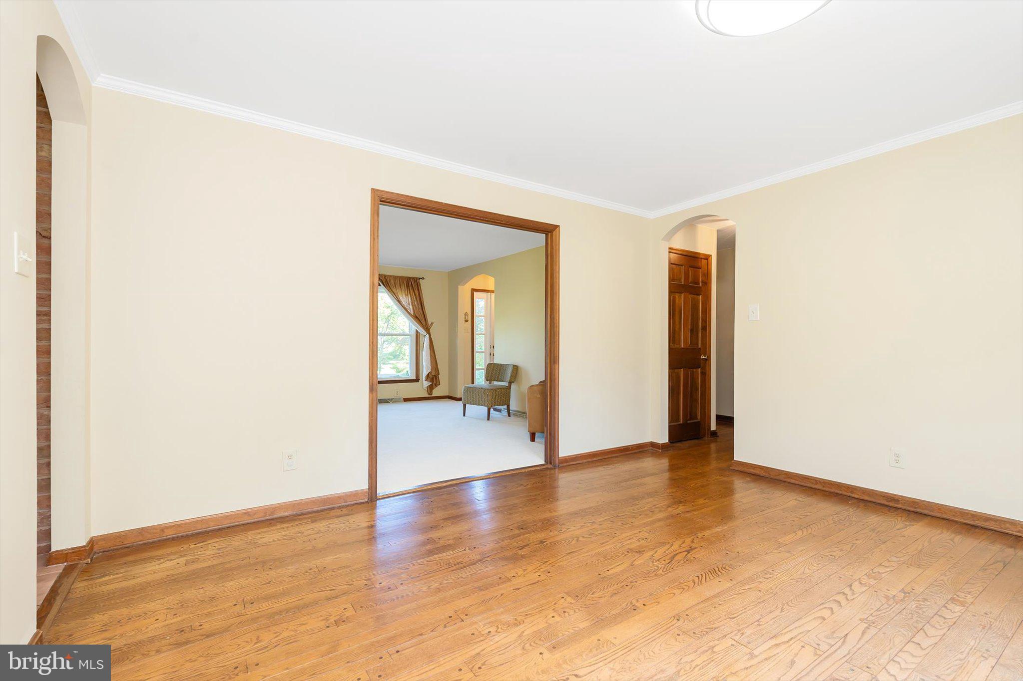 WILLOWDALE - Residential