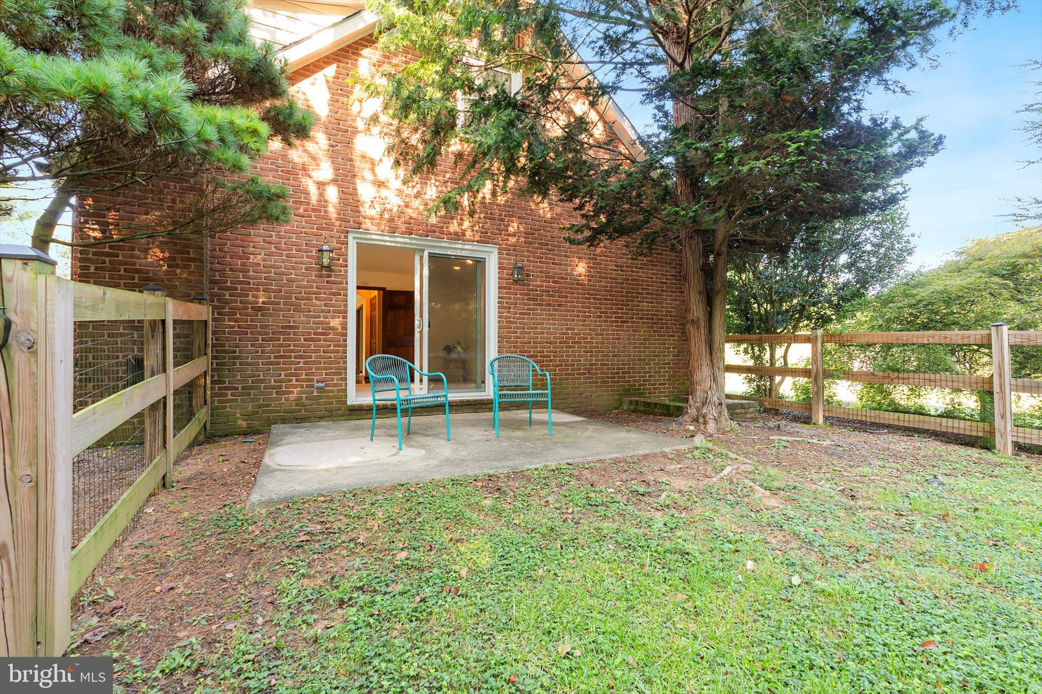 WILLOWDALE - Residential