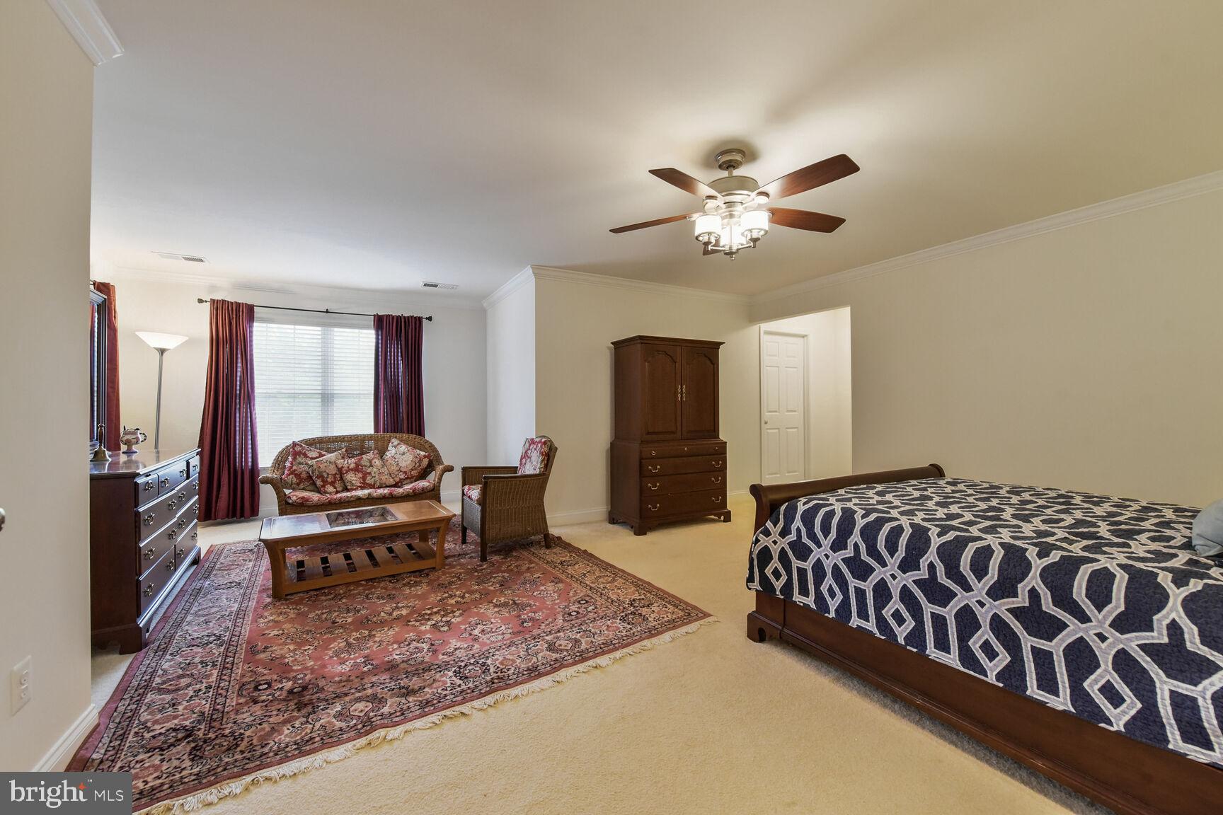 SOUTH RIDING - Residential