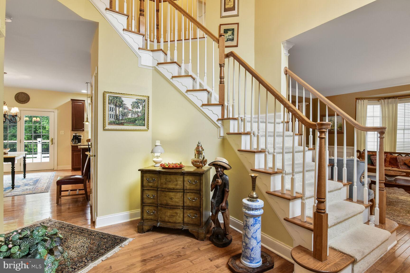 SOUTH RIDING - Residential