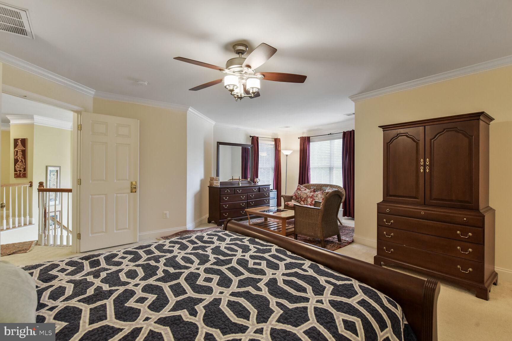 SOUTH RIDING - Residential