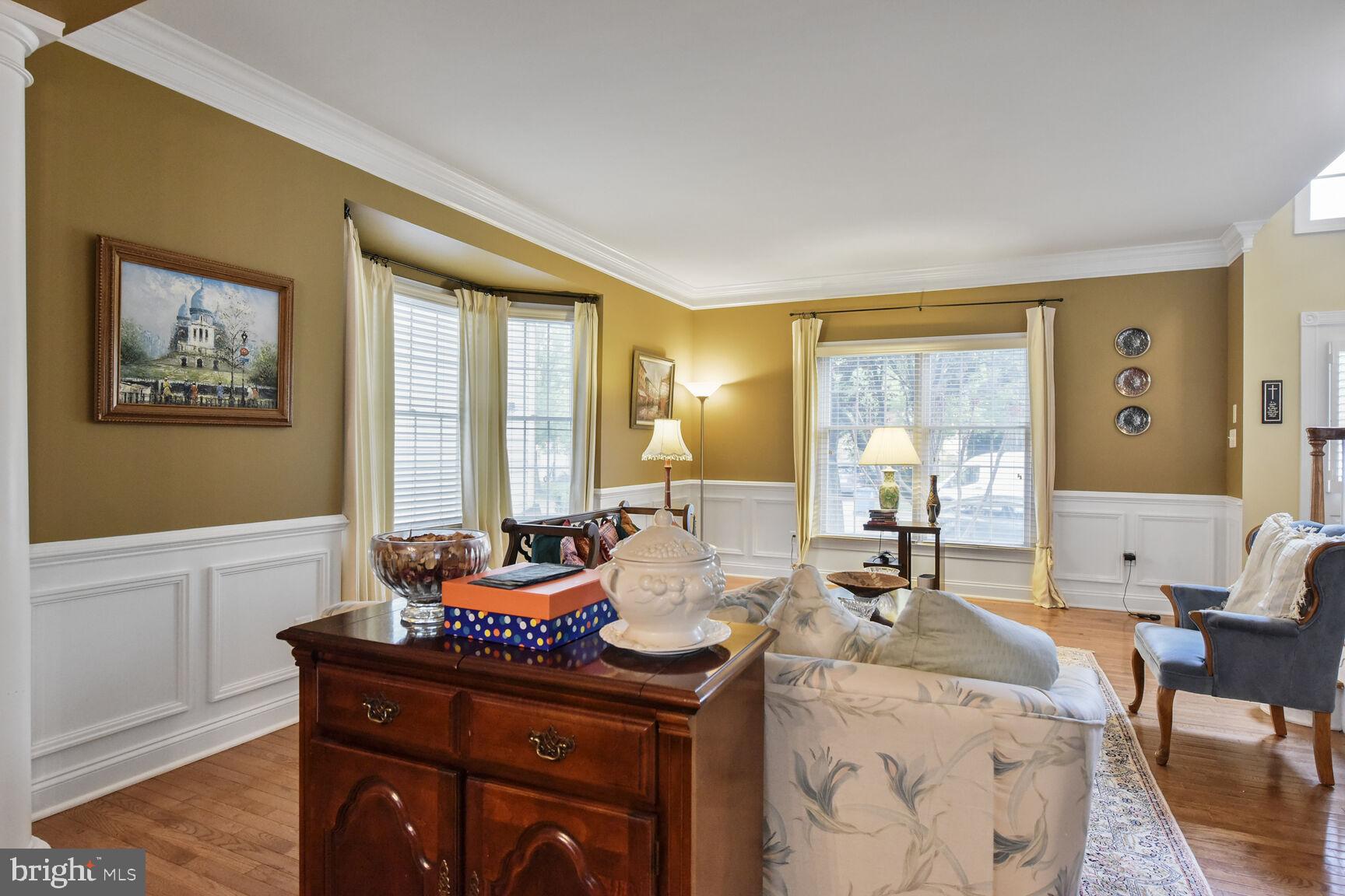 SOUTH RIDING - Residential