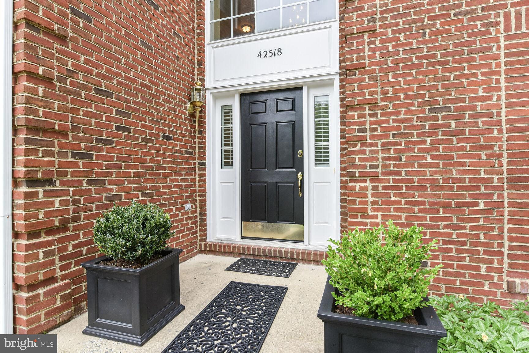 SOUTH RIDING - Residential