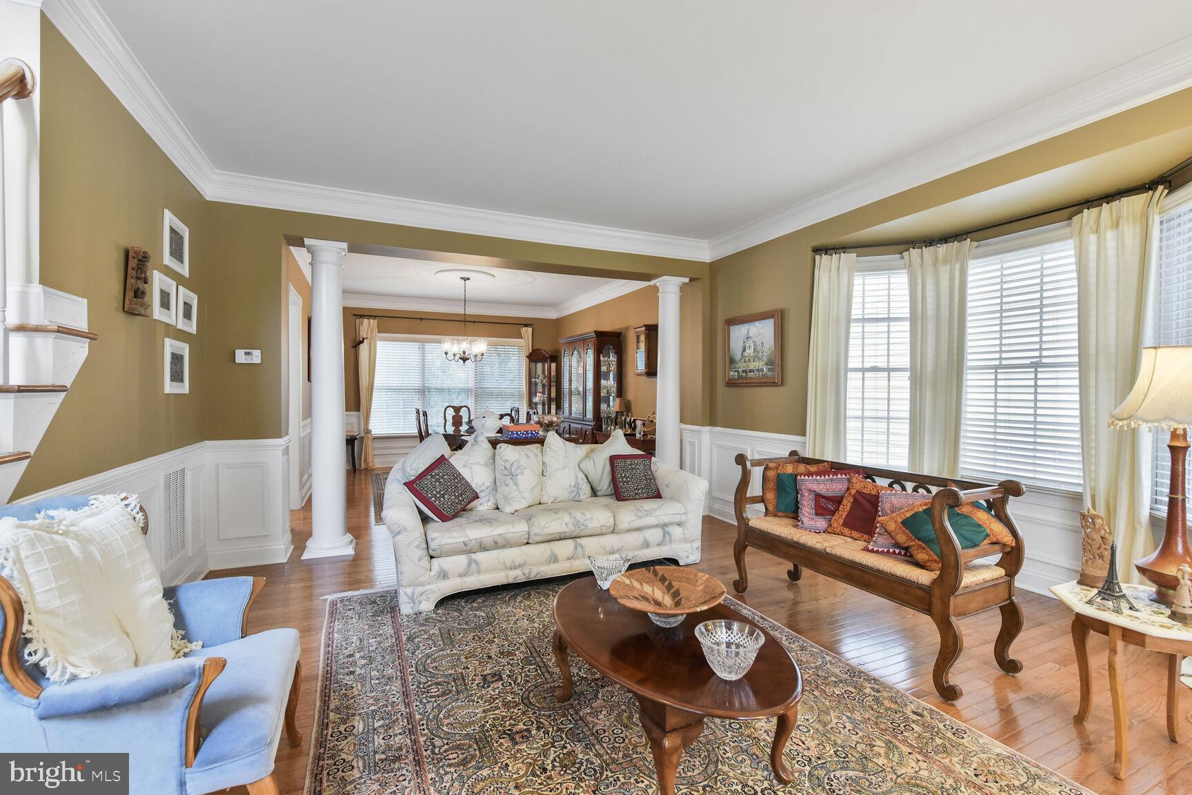 SOUTH RIDING - Residential