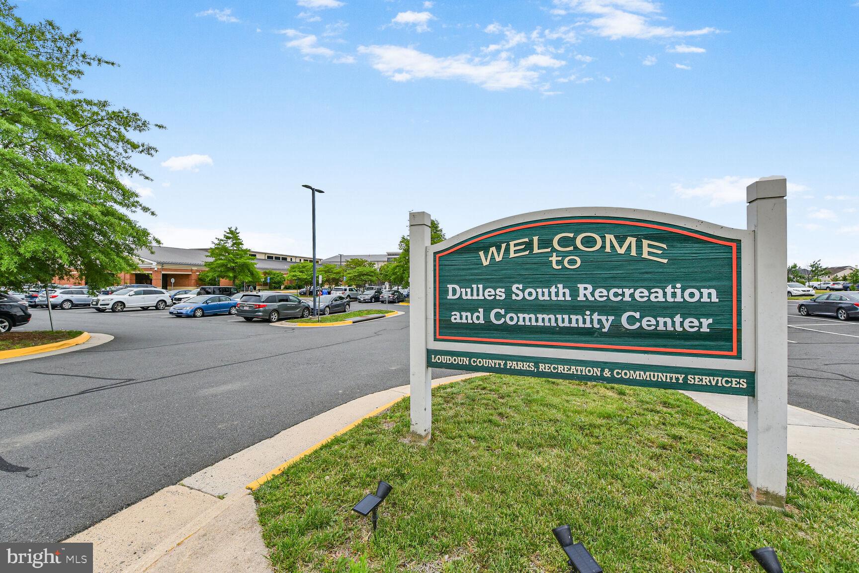 SOUTH RIDING - Residential