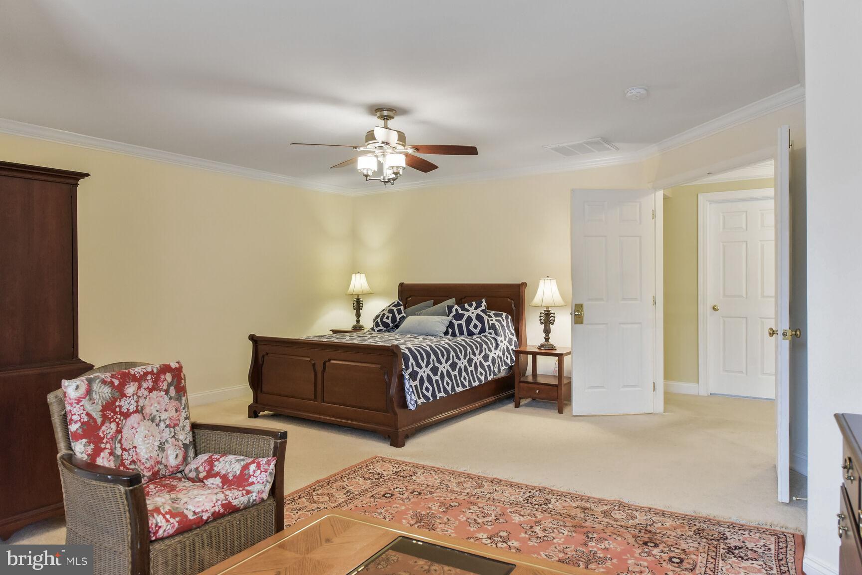 SOUTH RIDING - Residential