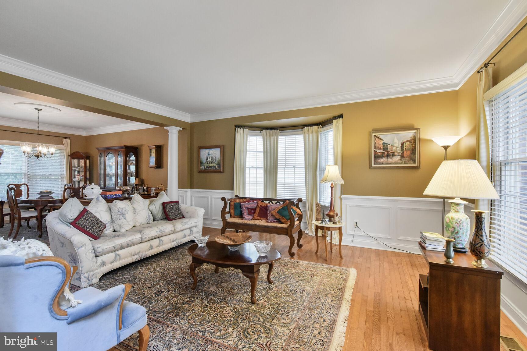 SOUTH RIDING - Residential