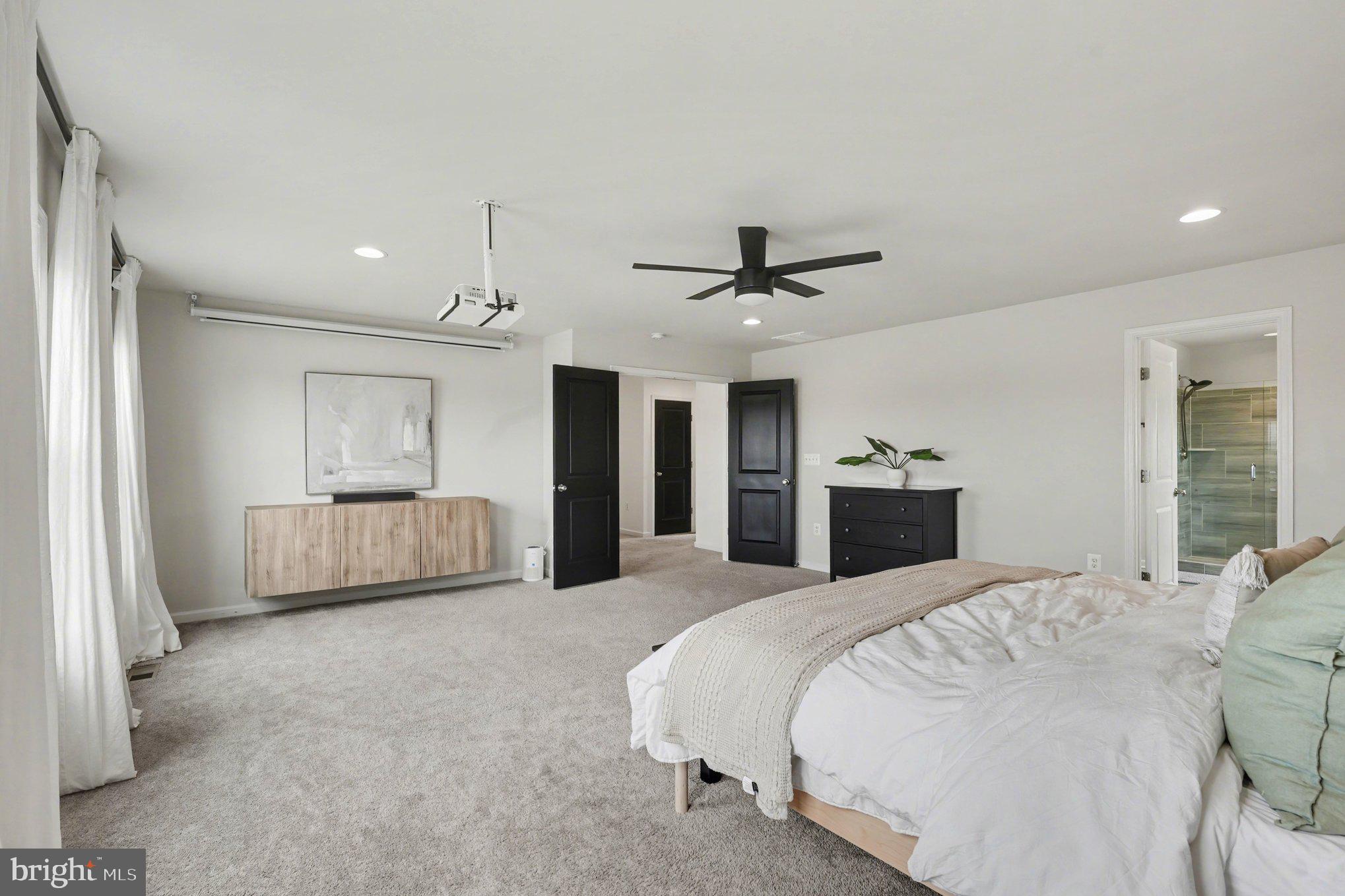 CHAPEL RIDGE - Residential