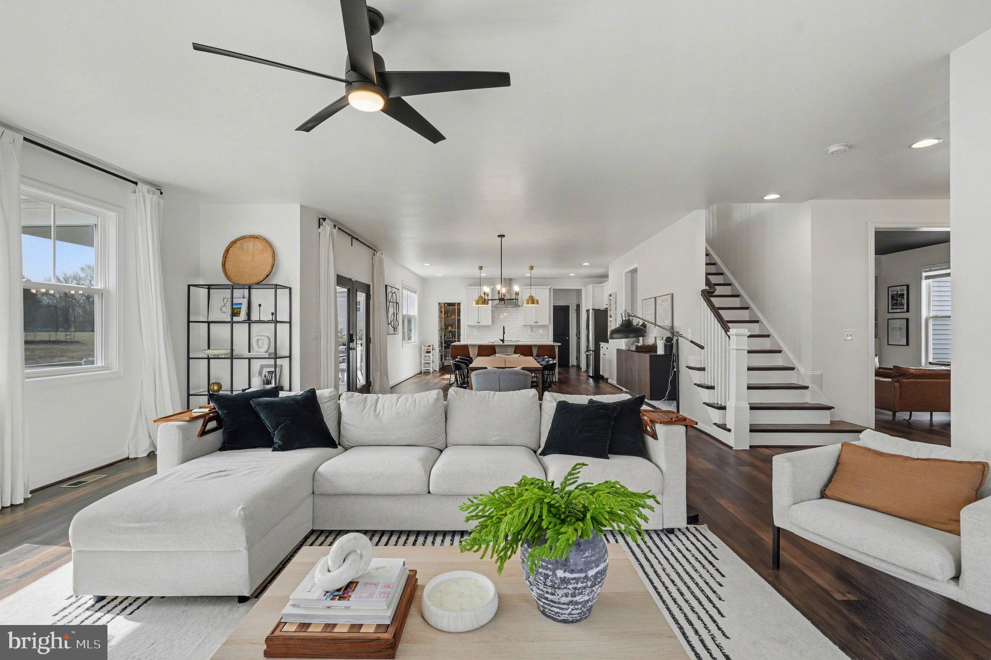 CHAPEL RIDGE - Residential