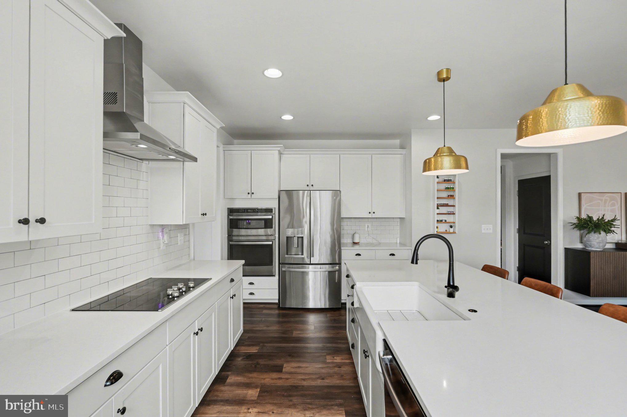 CHAPEL RIDGE - Residential